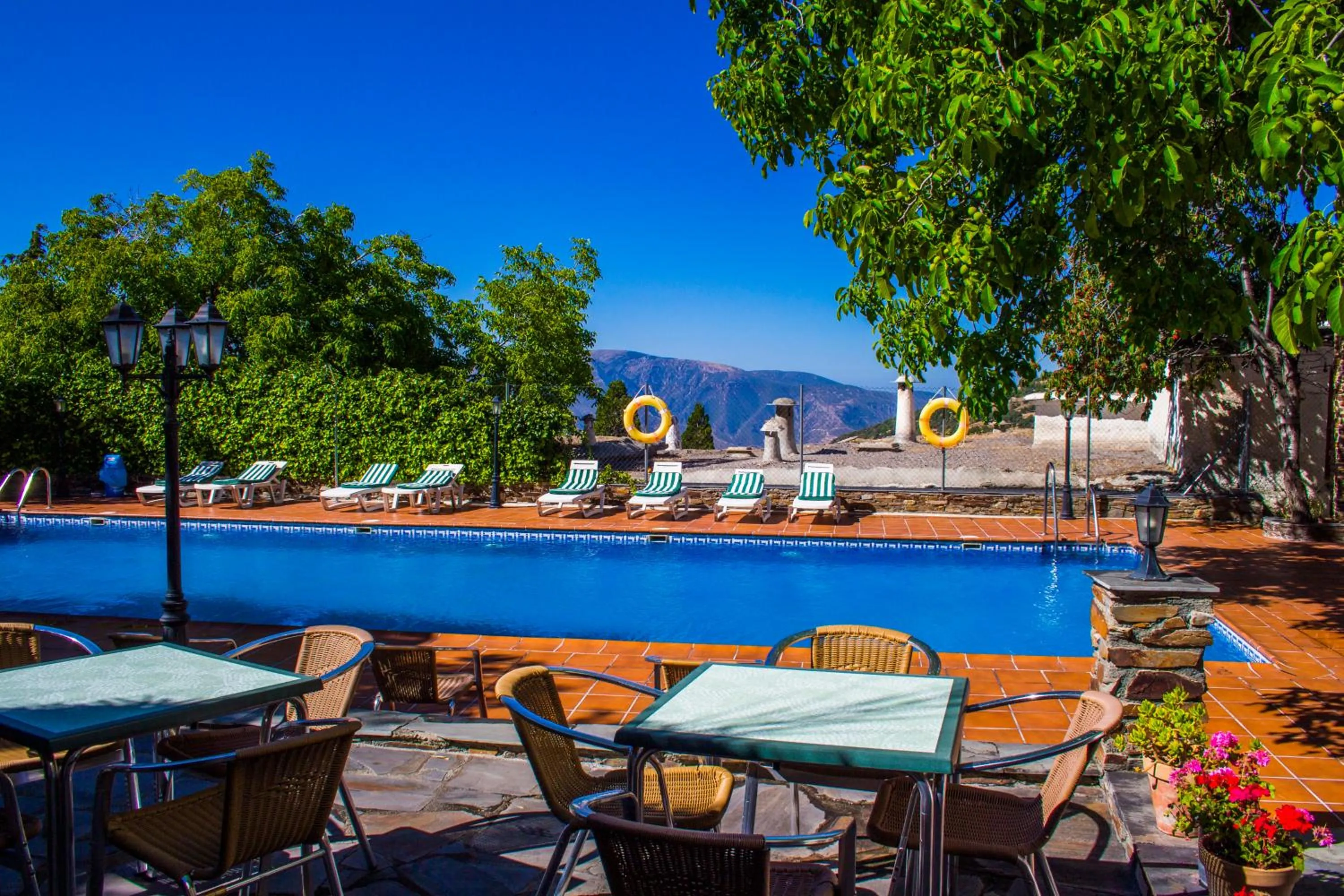 Patio in Hotel Rural Real de Poqueira