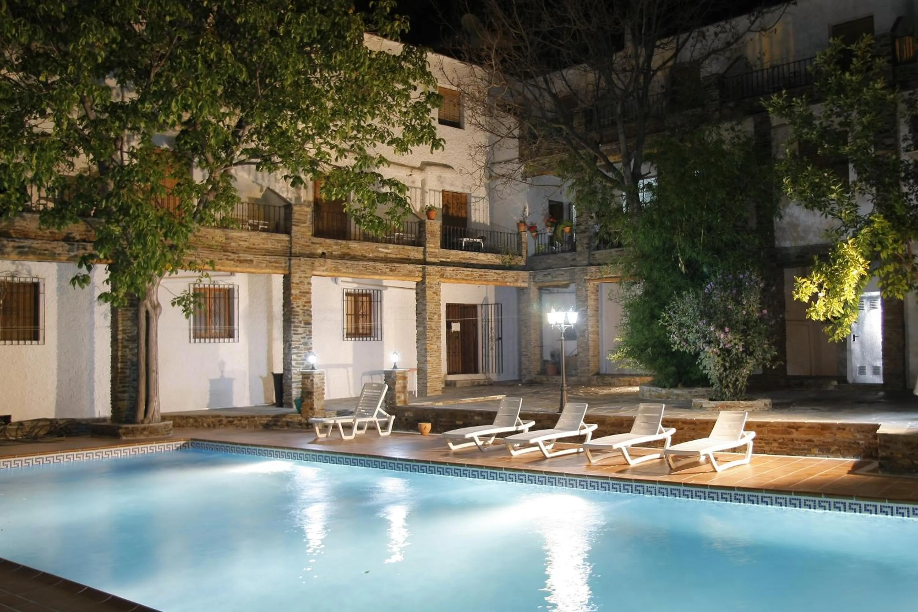 Swimming pool in Hotel Rural Real de Poqueira