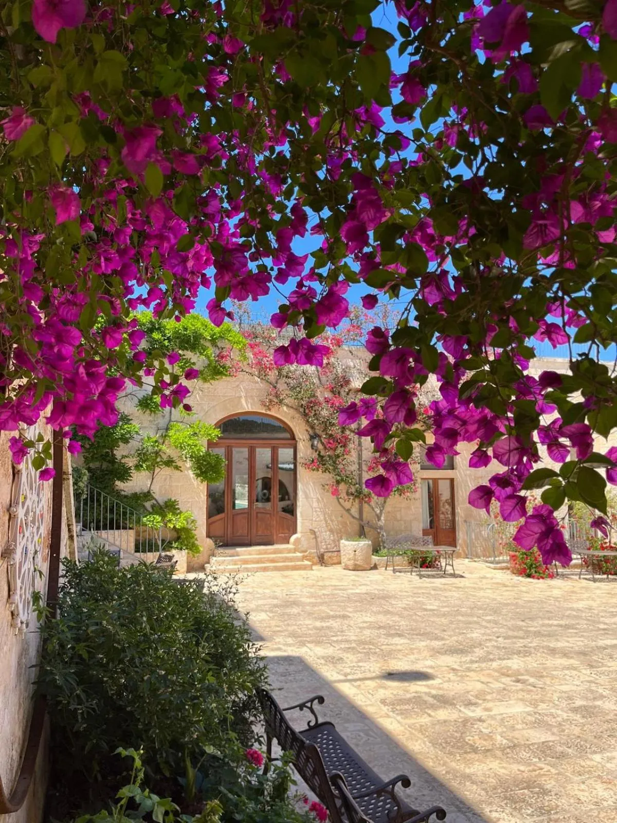 Property building in Masseria Morrone