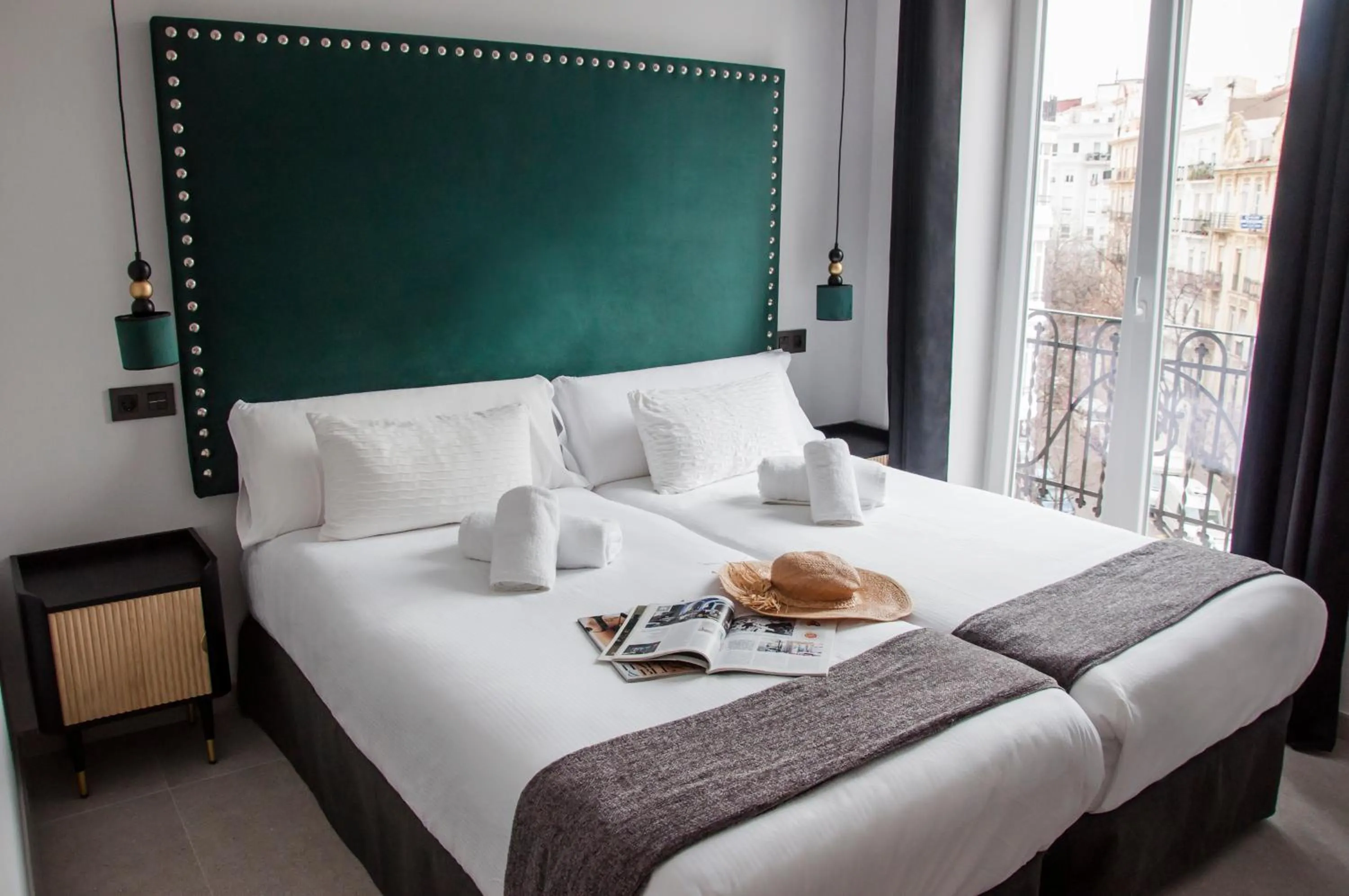 Bed in Valencia Apartamentos Goya