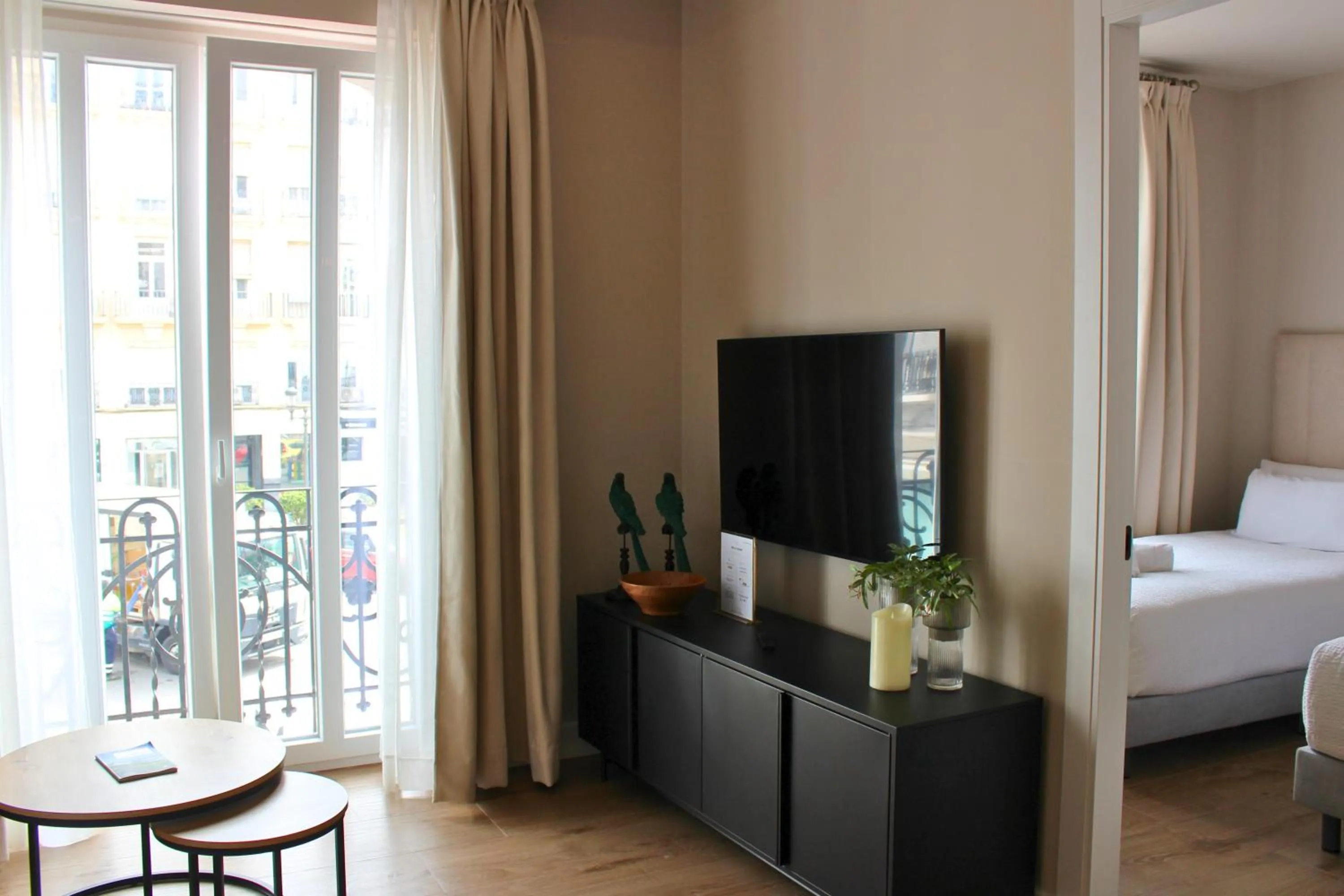 TV and multimedia, Bed in Valencia Apartamentos Goya