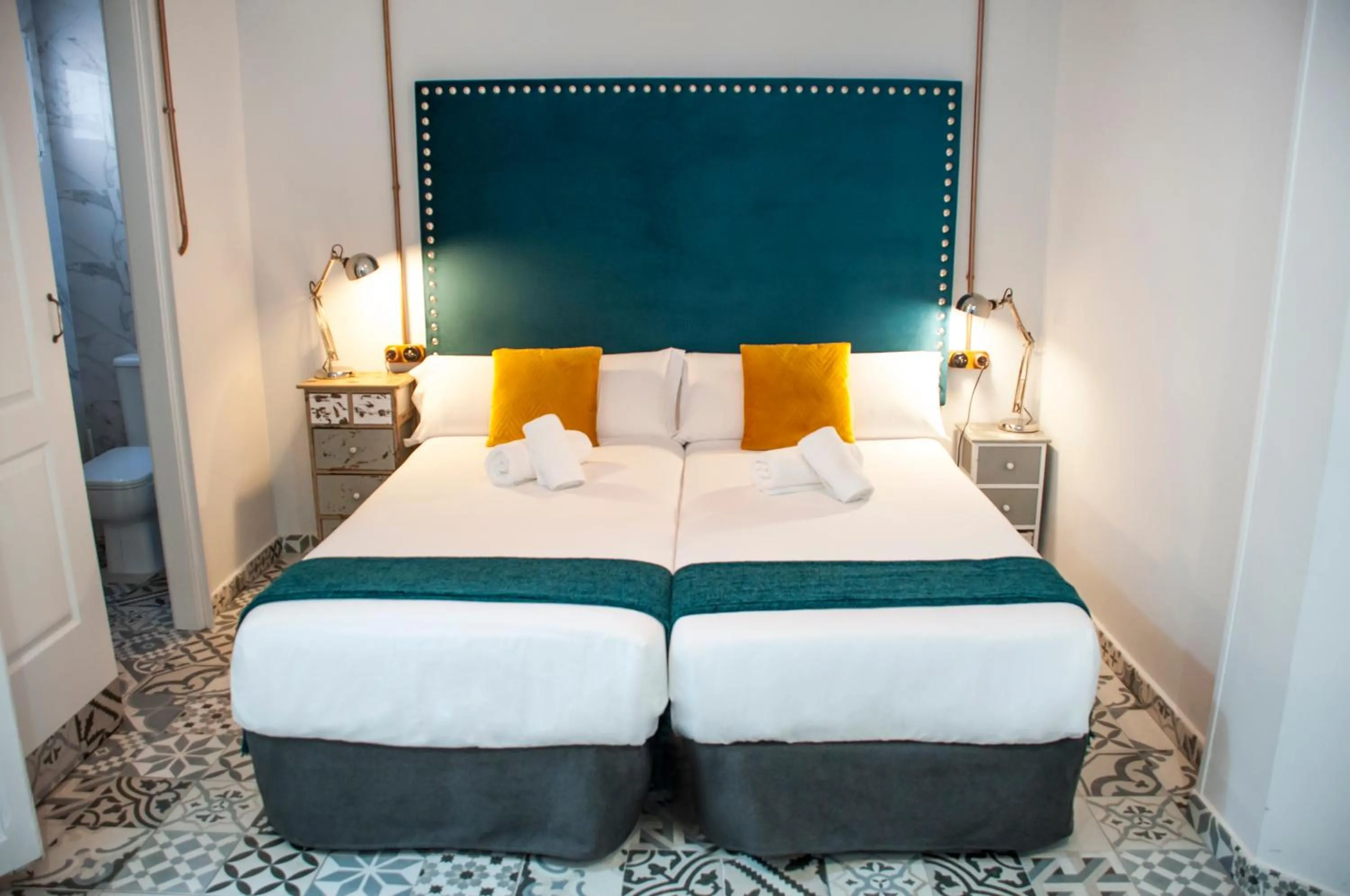 Bed in Valencia Apartamentos Goya