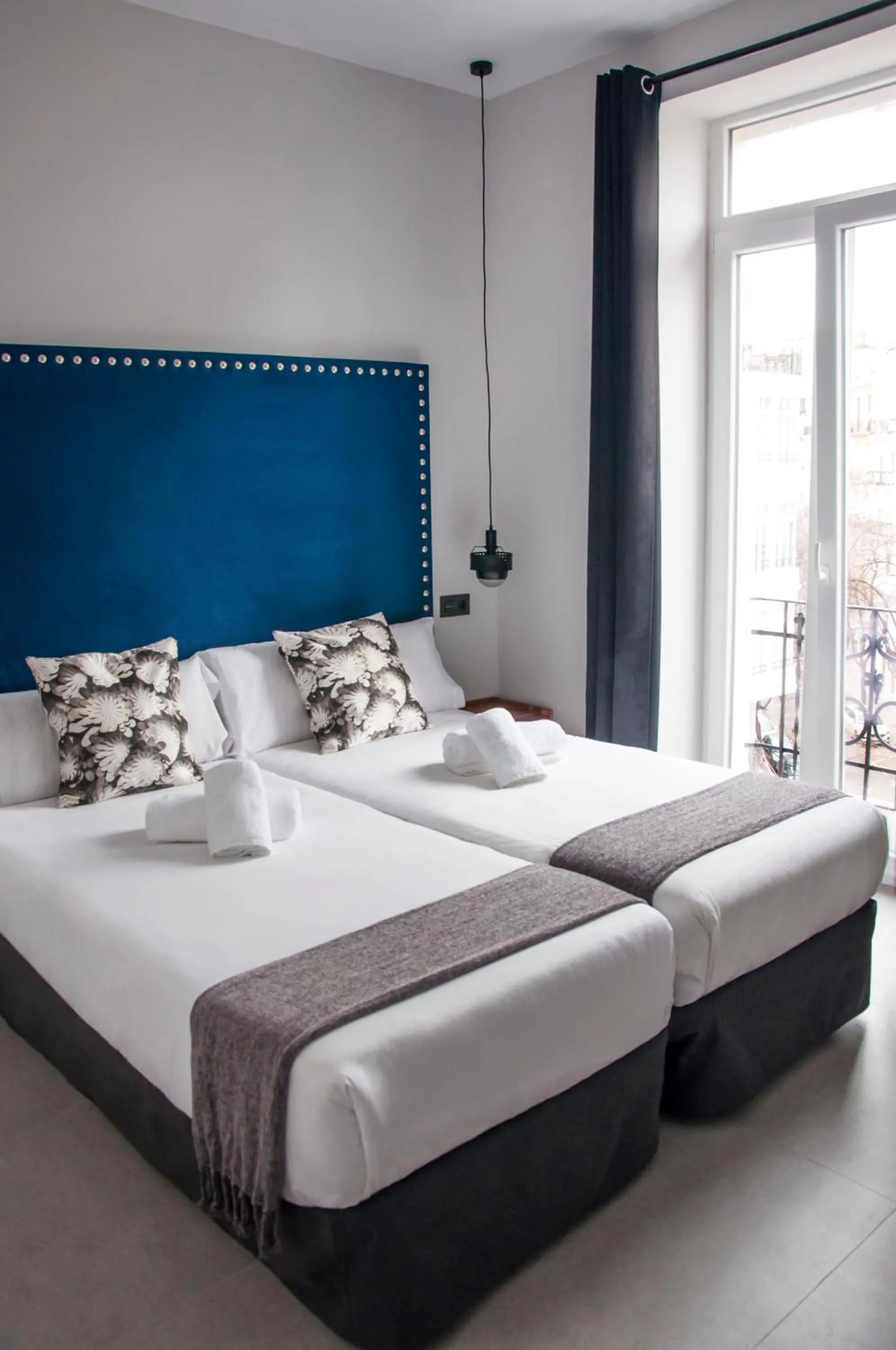 Bed in Valencia Apartamentos Goya