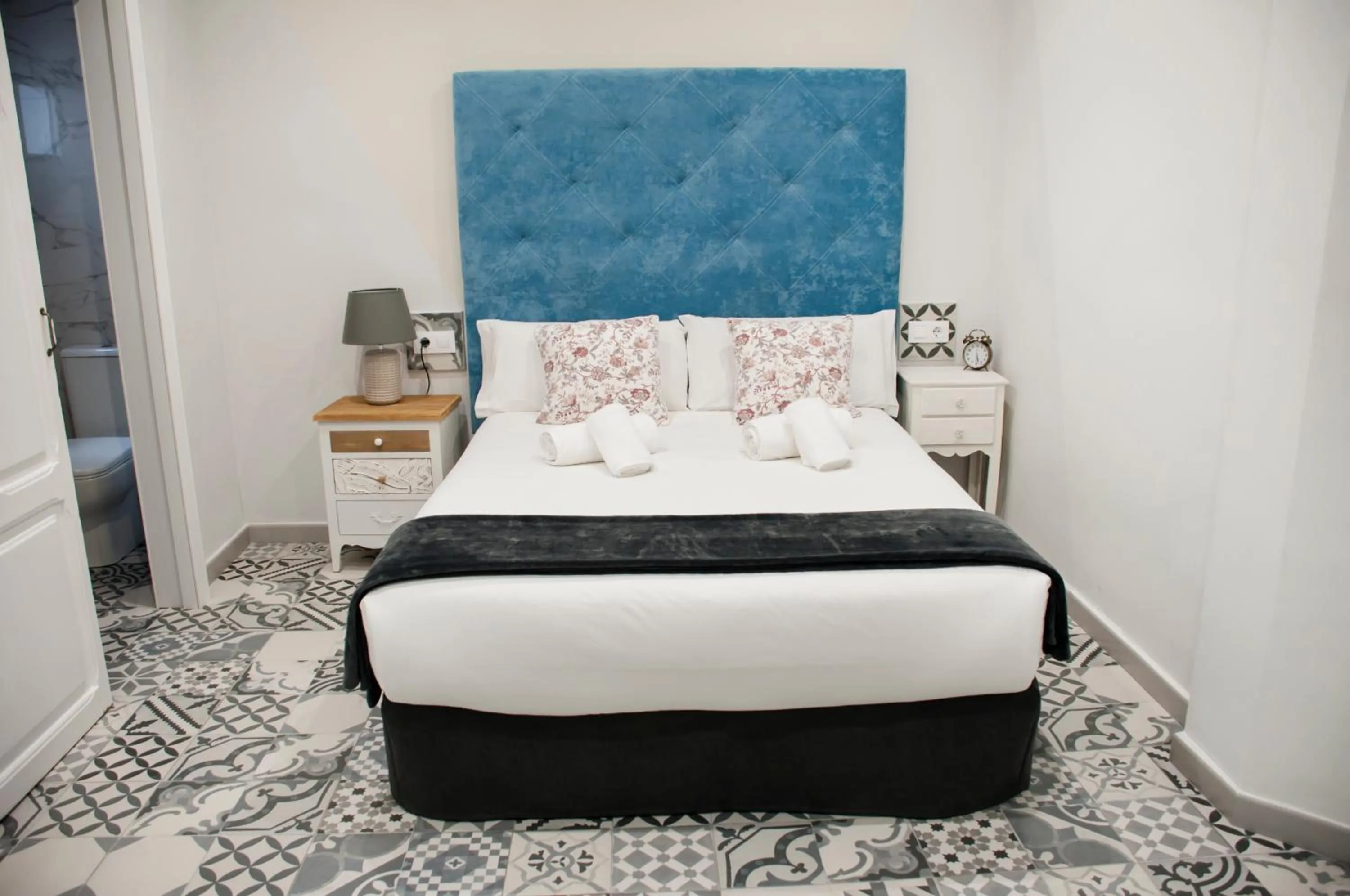 Bed in Valencia Apartamentos Goya