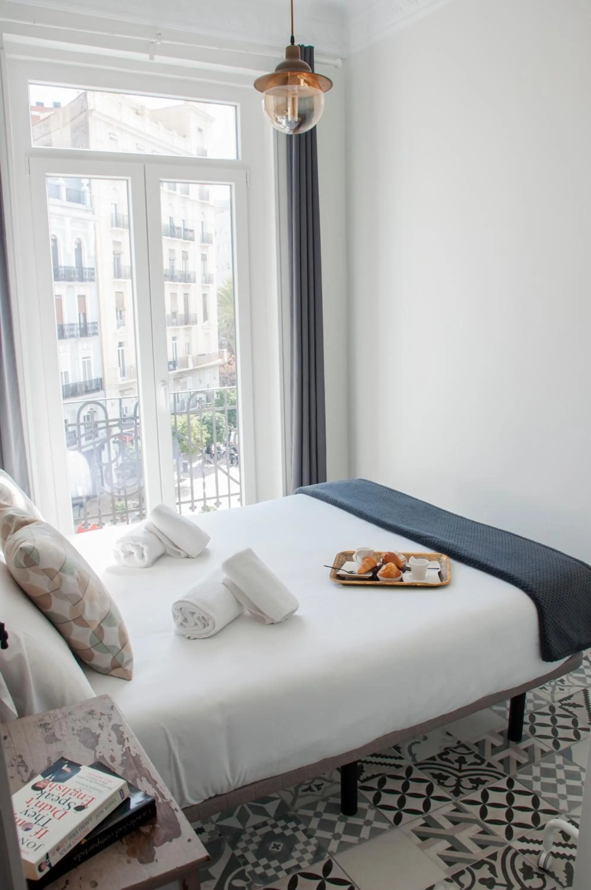 Bed in Valencia Apartamentos Goya