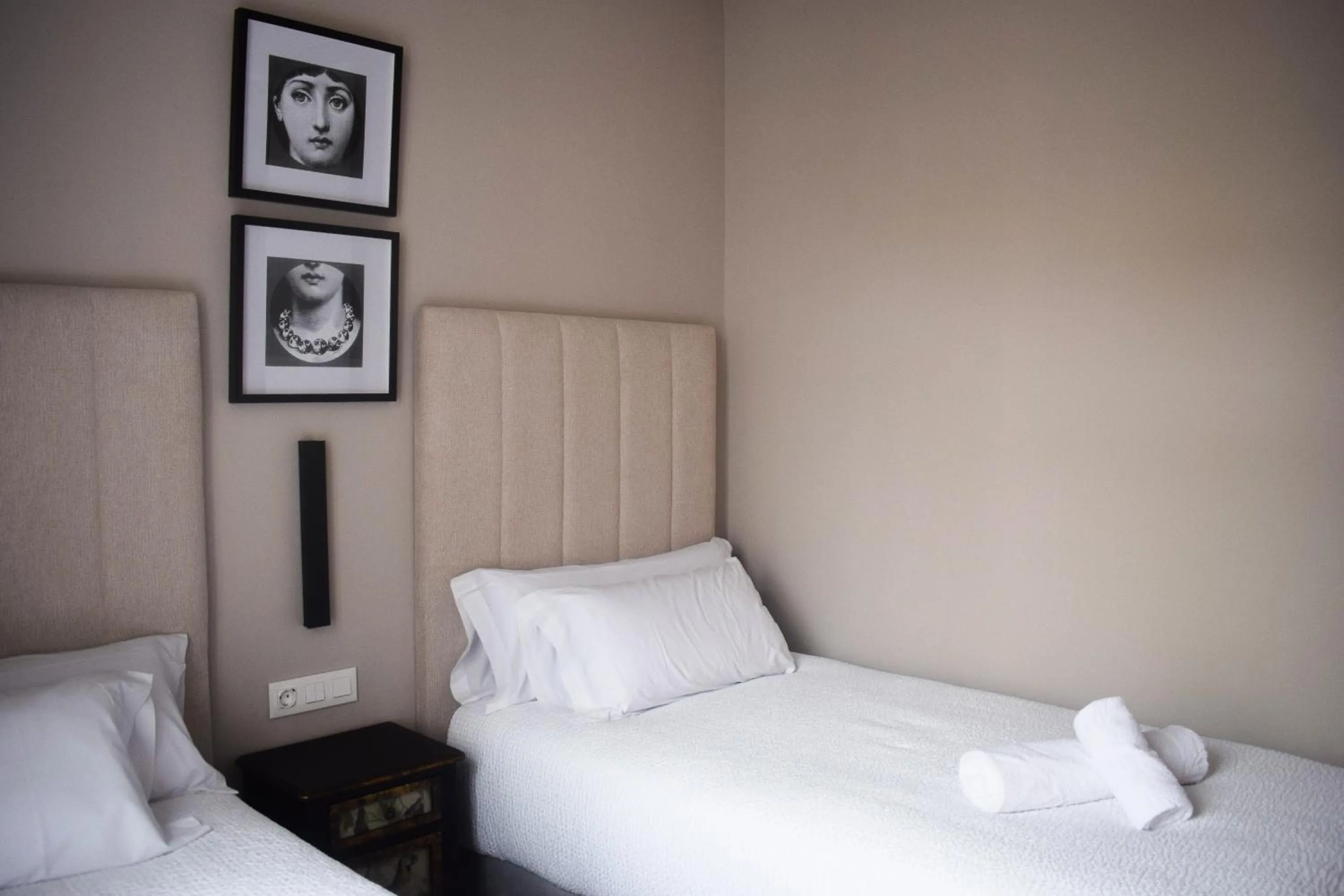 Bed in Valencia Apartamentos Goya