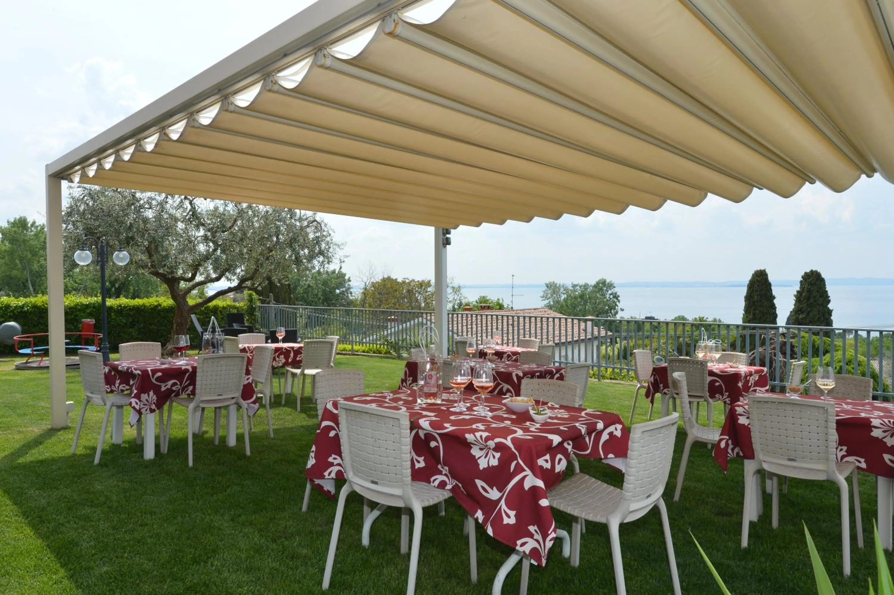Patio in Hotel Panoramica