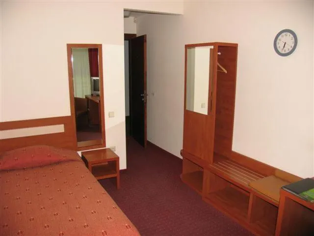 Bed in Hotel Ode Self Check-In