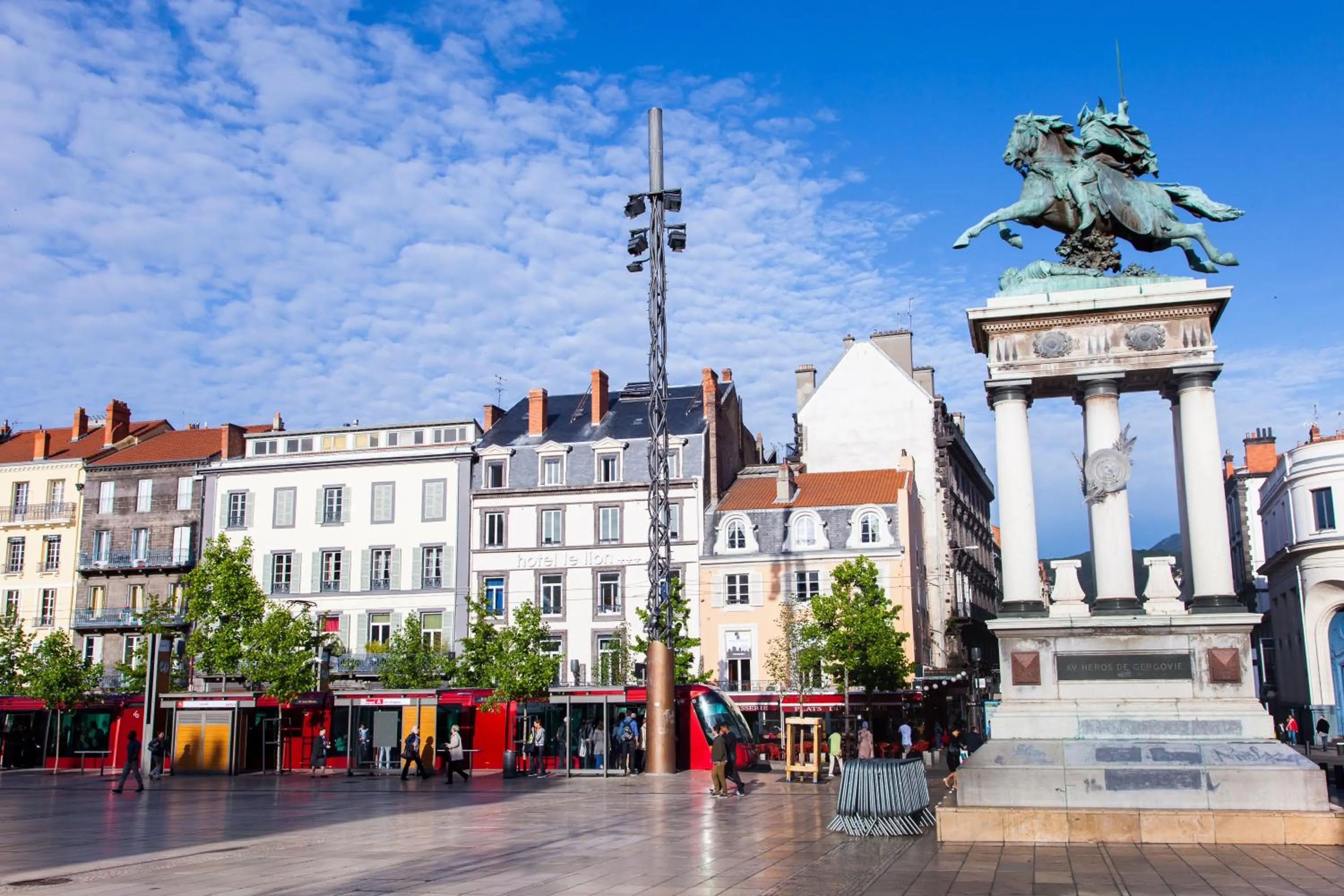 Nearby landmark in The Originals Boutique, Hôtel Le Lion, Clermont-Ferrand