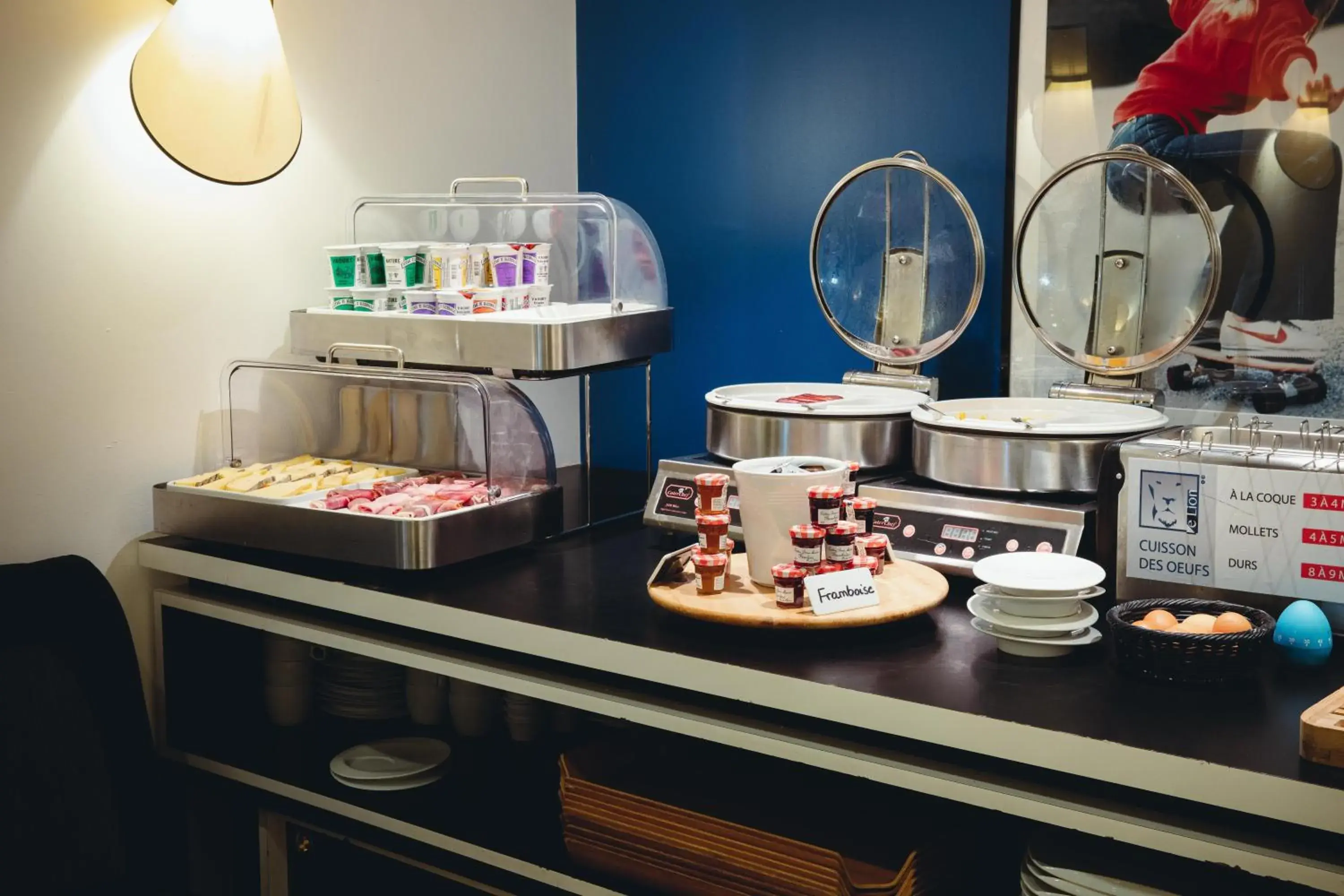 Continental breakfast in The Originals Boutique, Hôtel Le Lion, Clermont-Ferrand Continental breakfast in The Originals Boutique, Hôtel Le Lion, Clermont-Ferrand