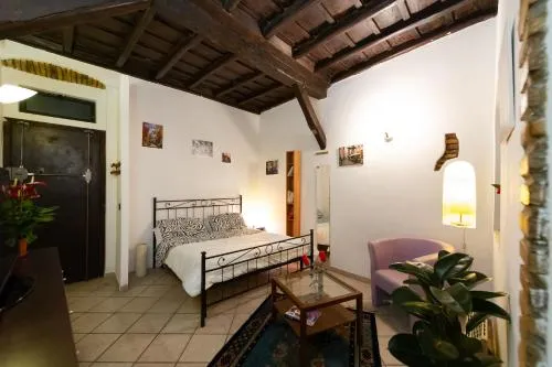 JUSTACASA alla SCALA Trastevere