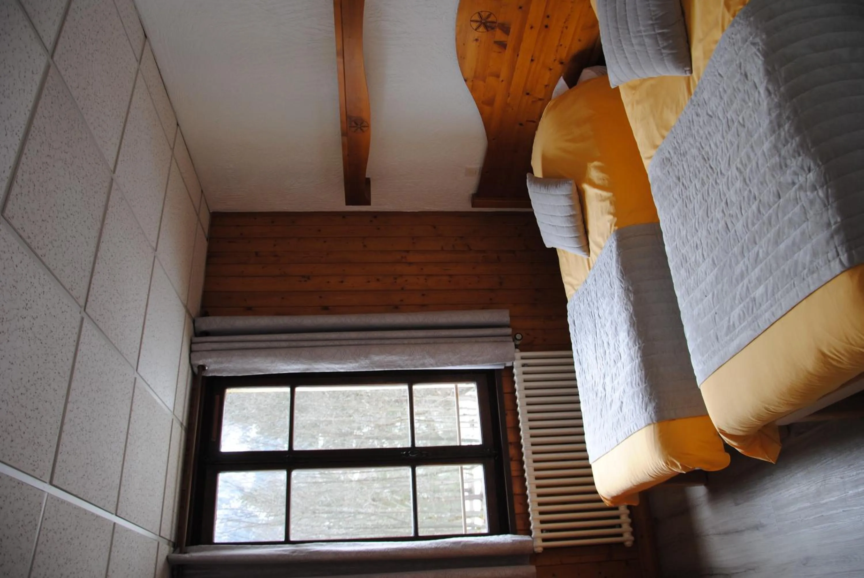 Bed in Hotel des Lacs