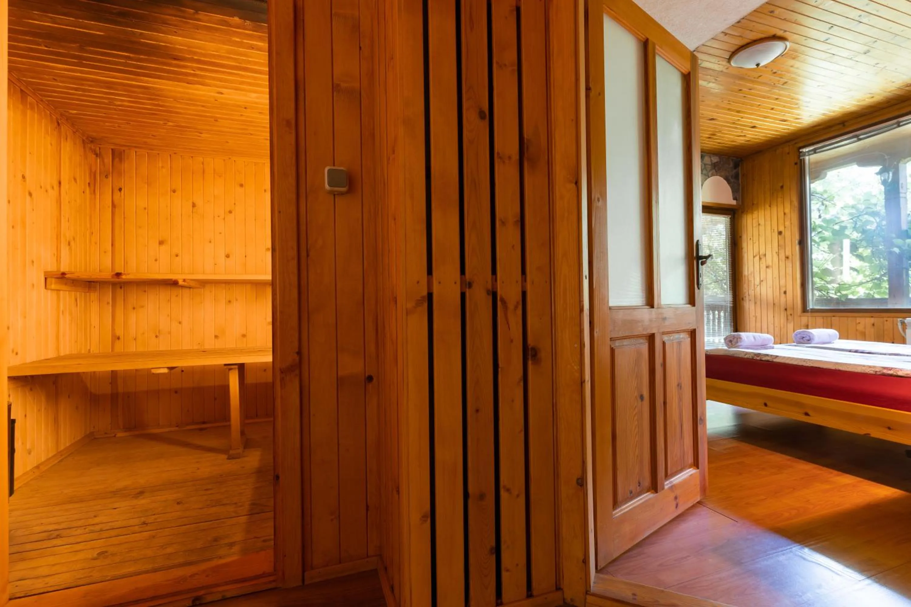 Sauna in Eco Hotel Imenieto