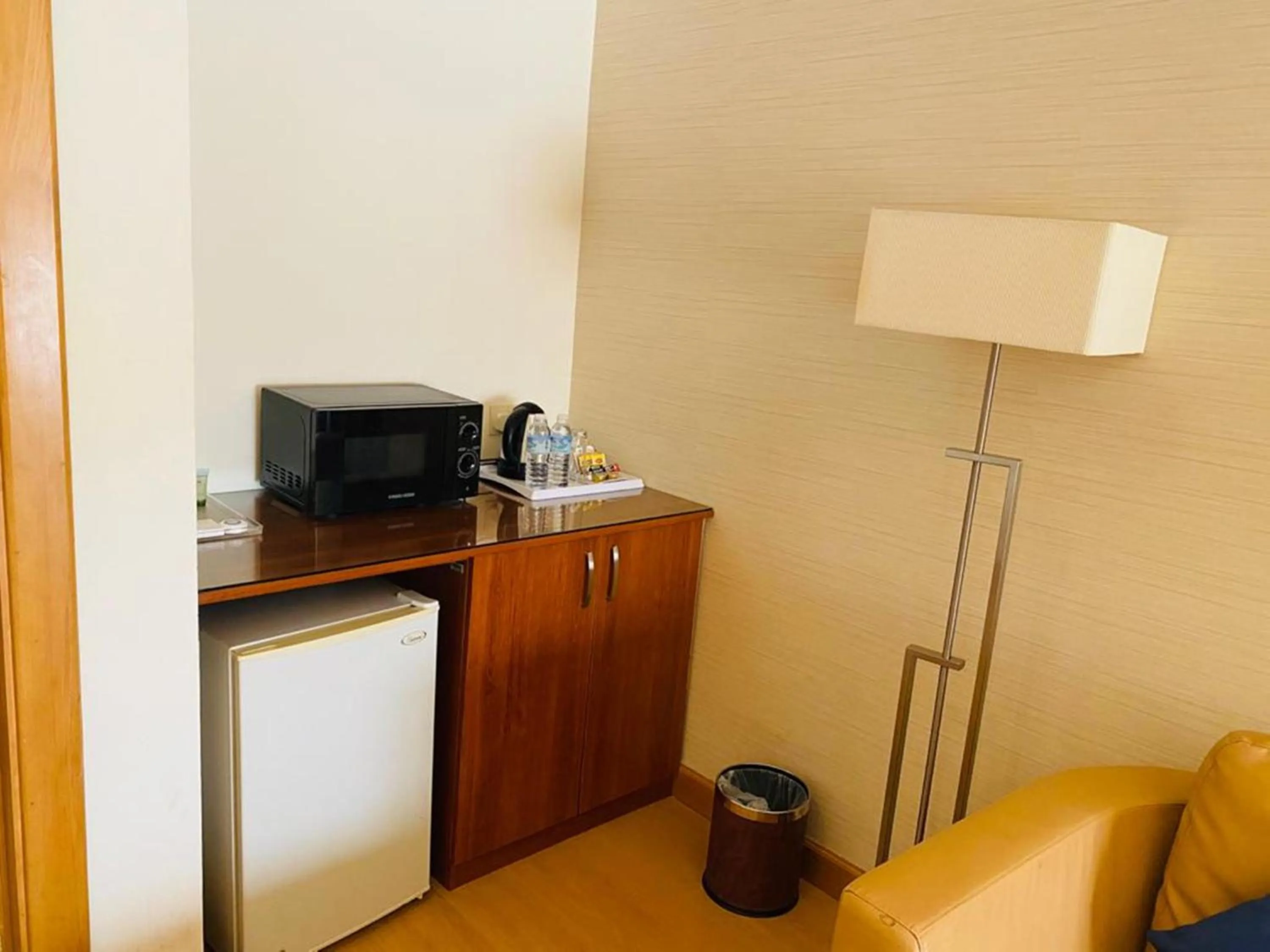 Coffee/tea facilities in Al Safir Tower - Residence