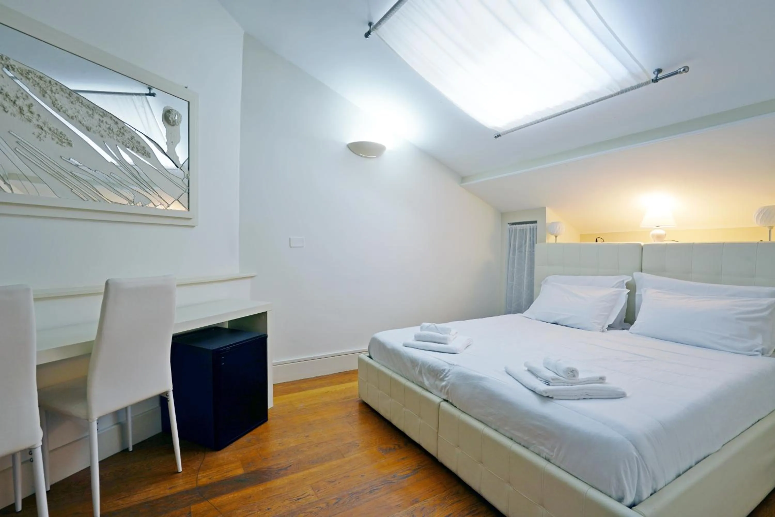 Bed in Avanguardia Art Club