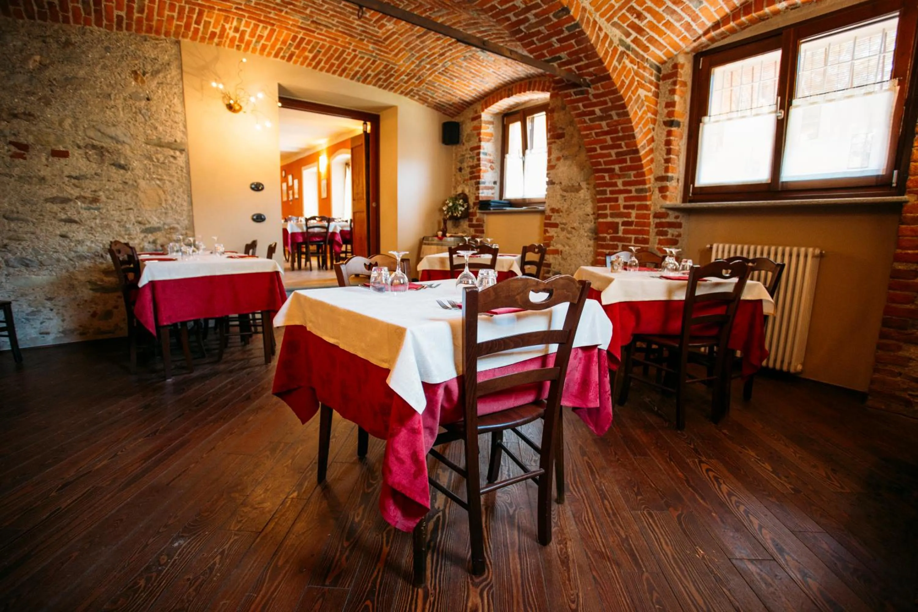 Restaurant/places to eat in Albergo dei Pescatori