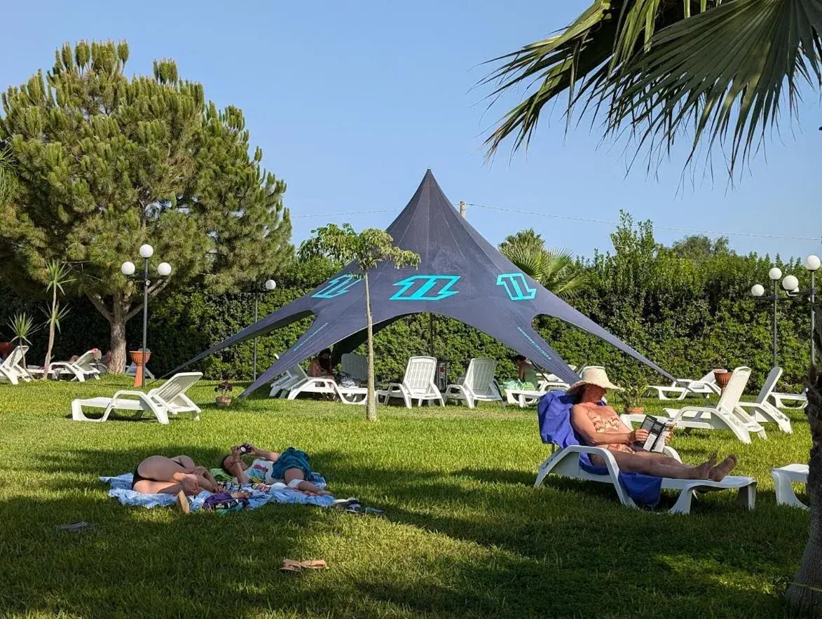 Garden in Lilybeo Village Garden in Lilybeo Village