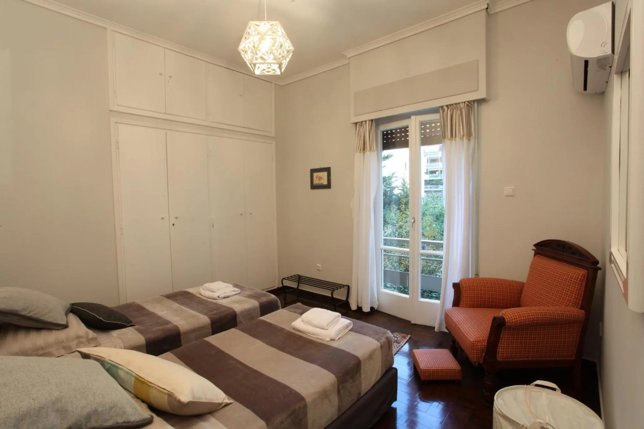 Stylish Flat at Edem Beach by Athenian Homes