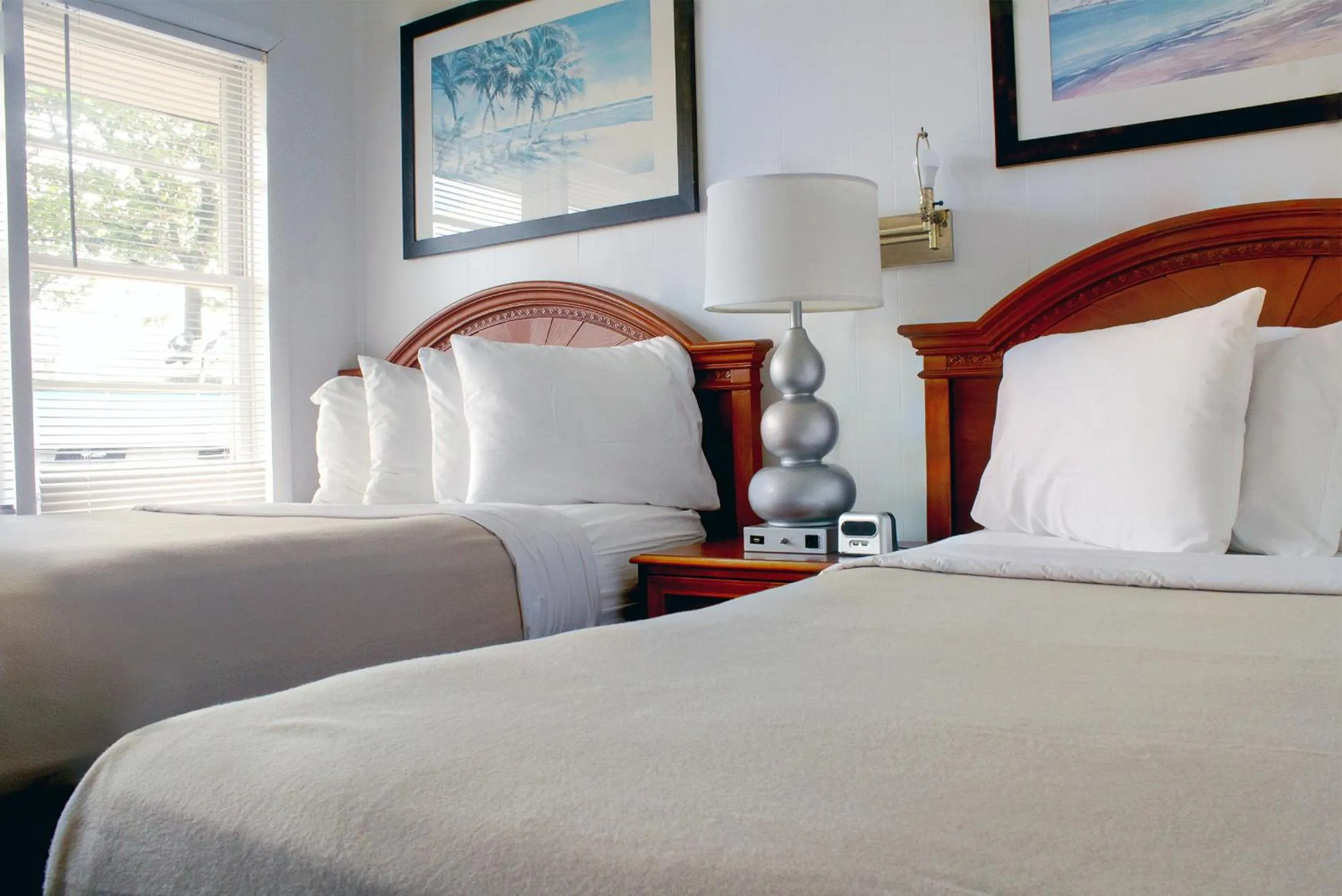 Bed in Oceanic Motel