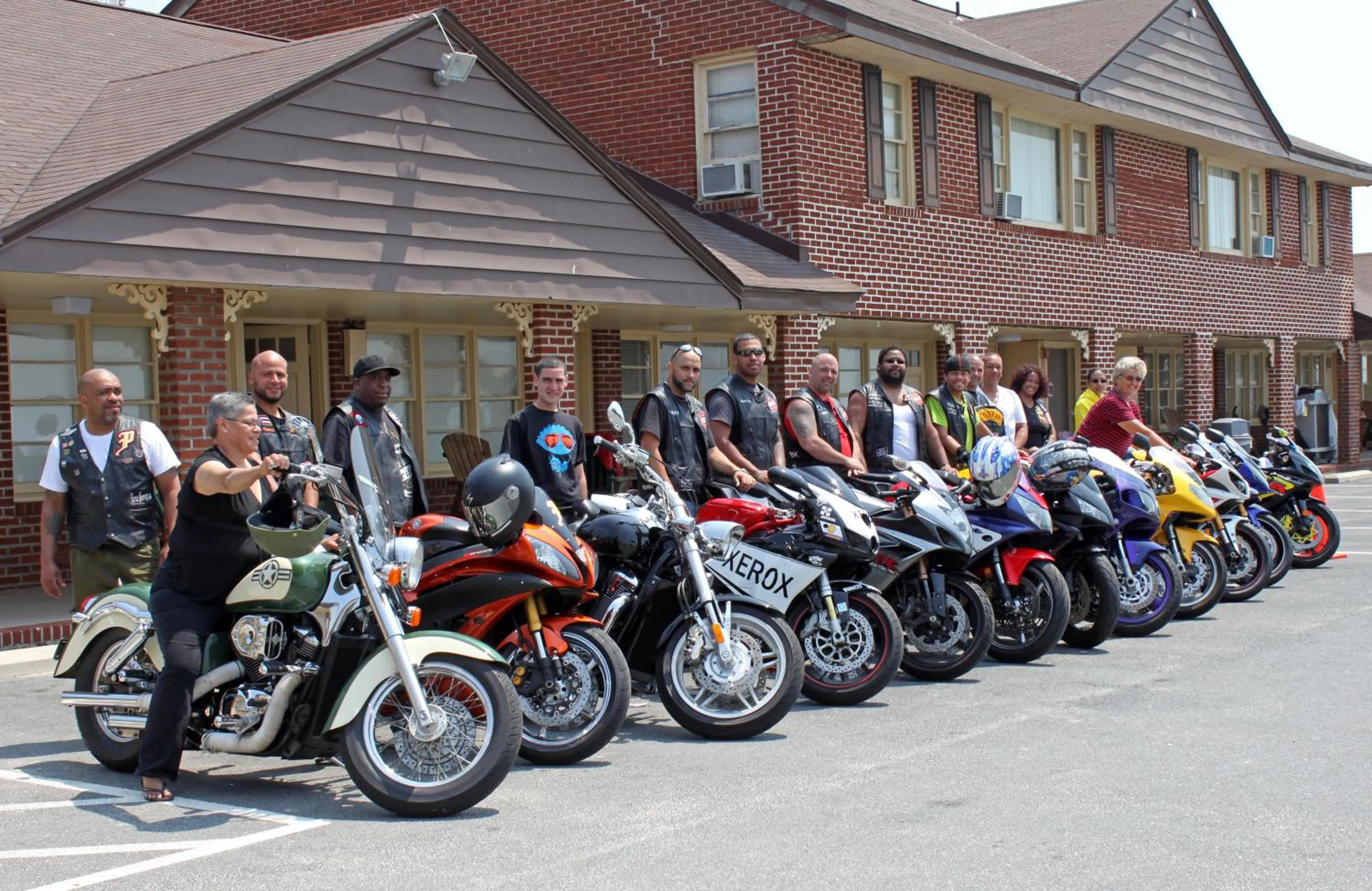 Facade/entrance in Oceanic Motel