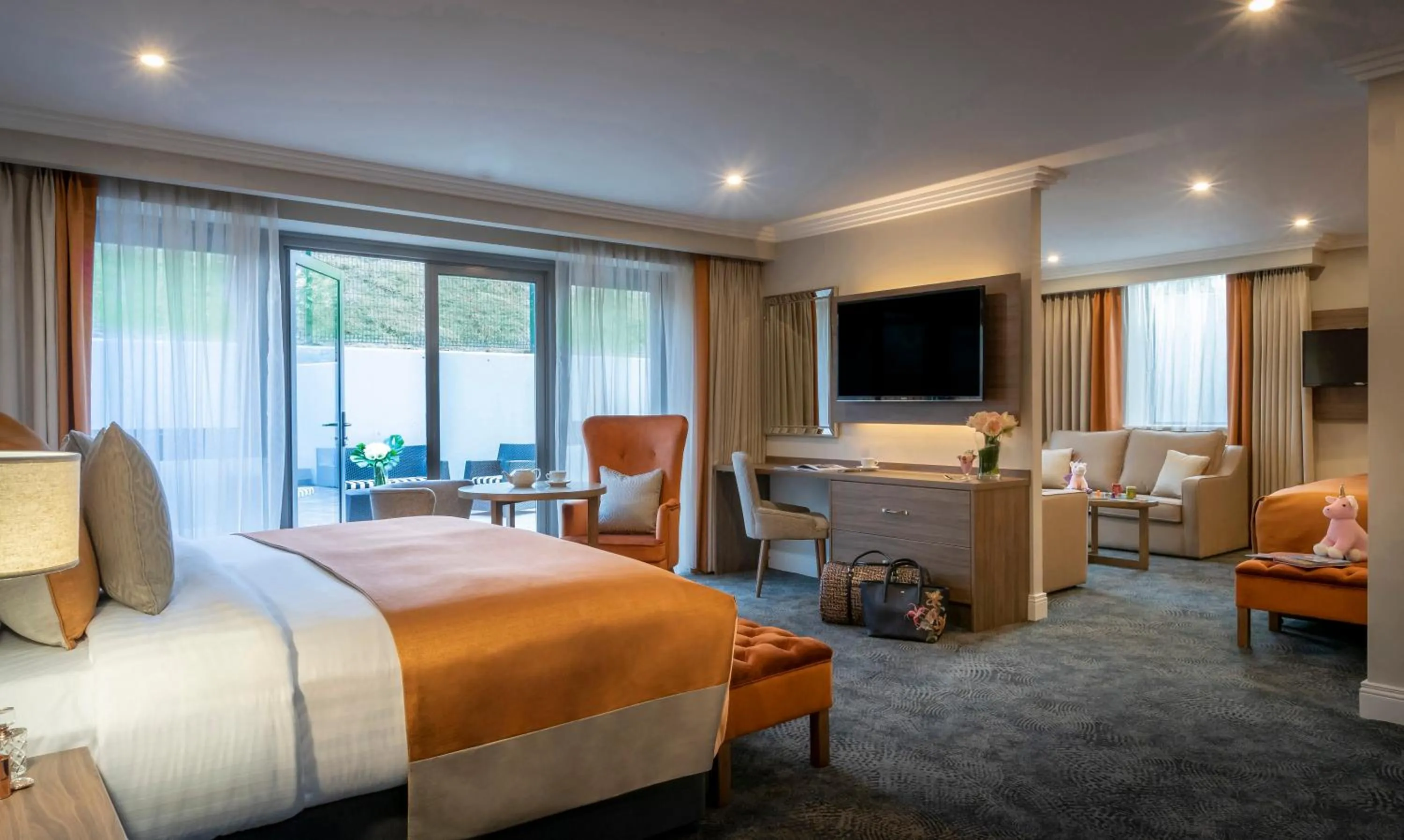 Bedroom, Bed in Castletroy Park Hotel