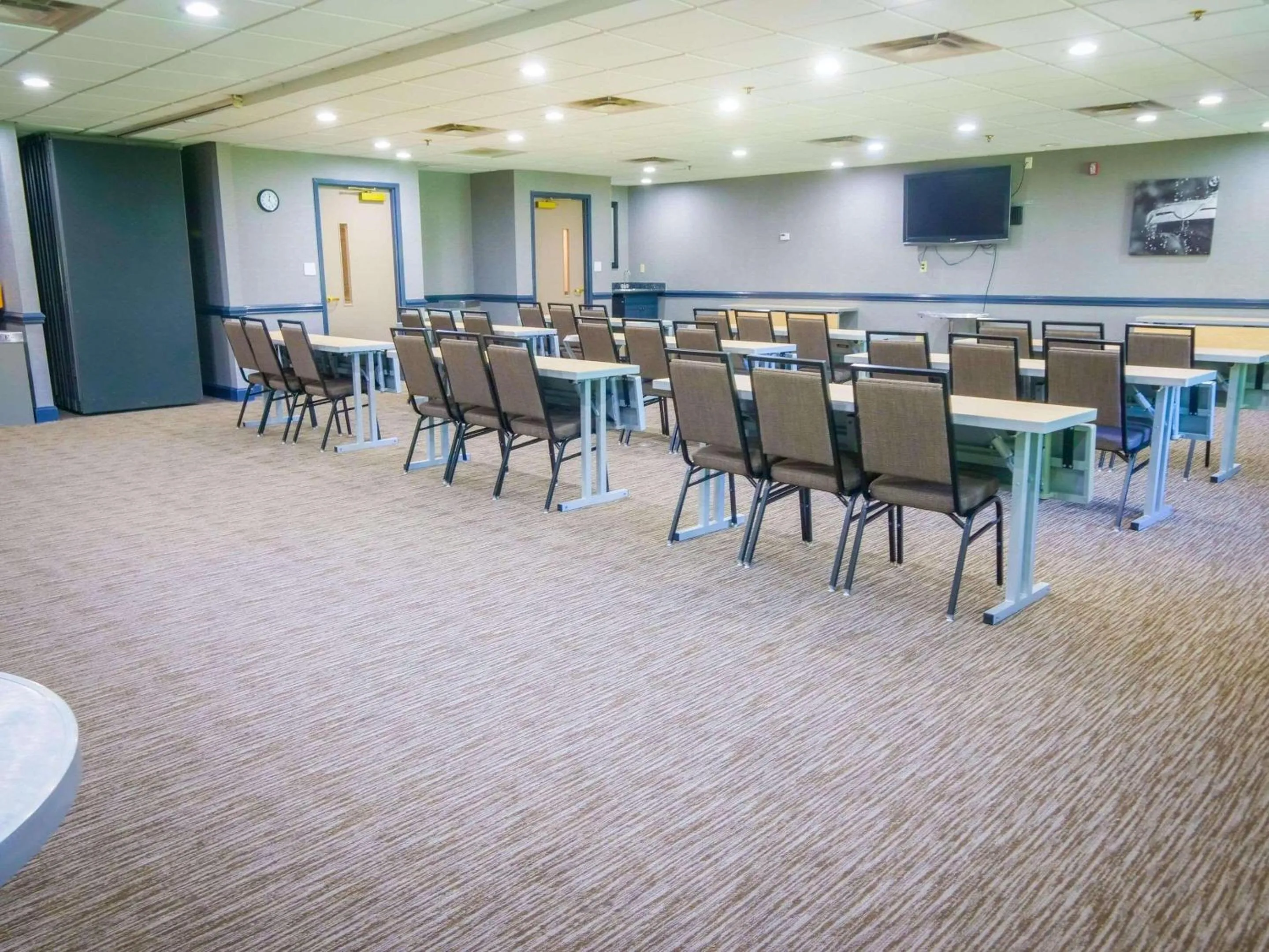 Meeting/conference room in Country Inn & Suites by Radisson, Burlington Elon , NC