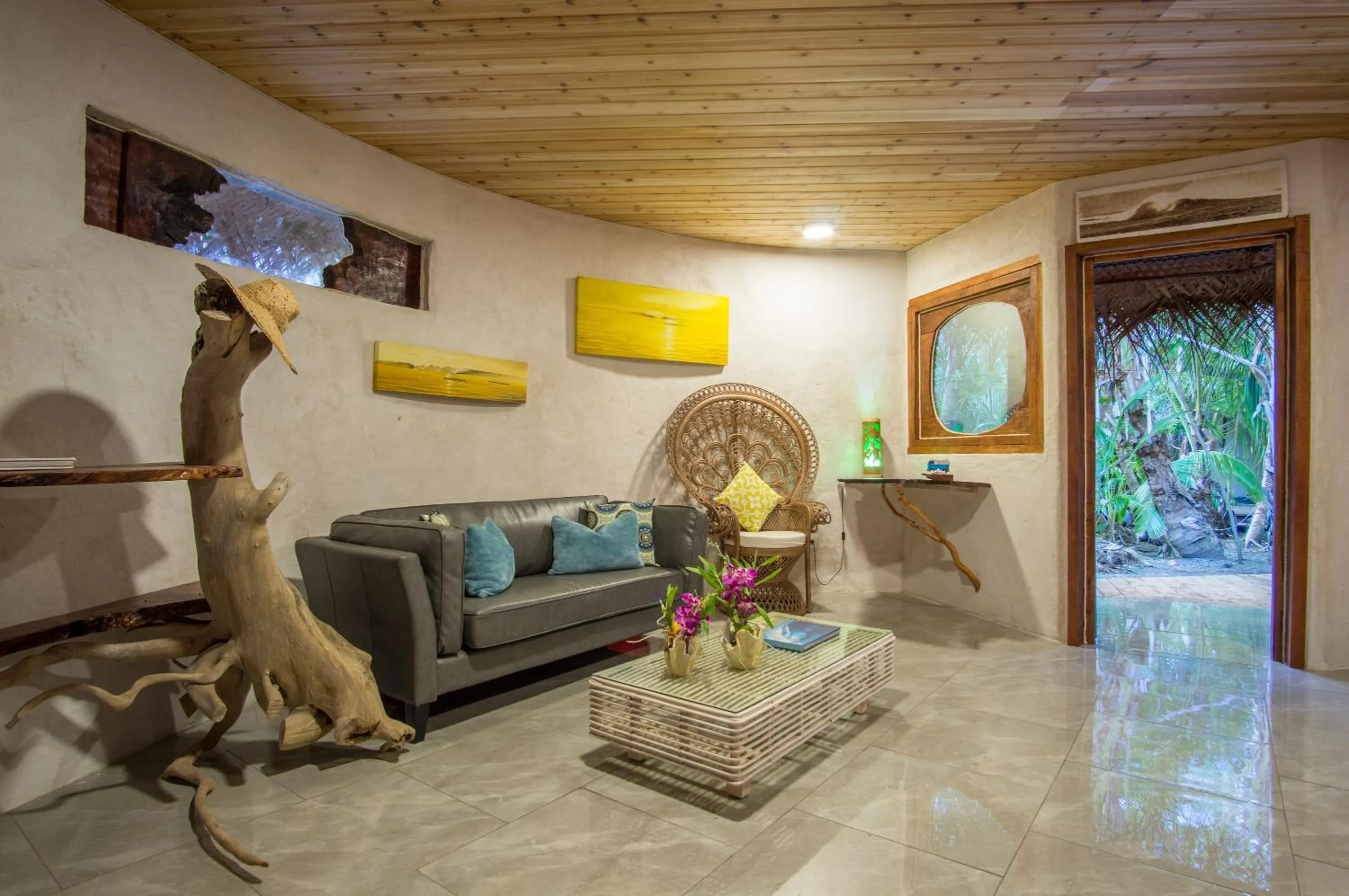 Seating area in Ninamu Resort