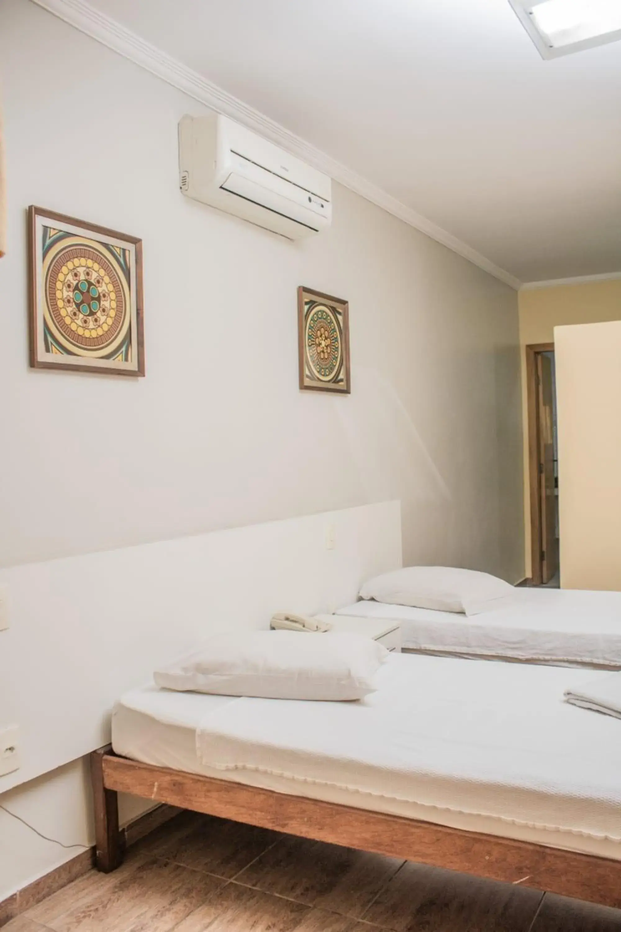 Deluxe Twin Room in Campos Gerais Hotel - Próximo a Rodoviária e Mercados Turísticos Deluxe Twin Room in Campos Gerais Hotel - Próximo a Rodoviária e Mercados Turísticos