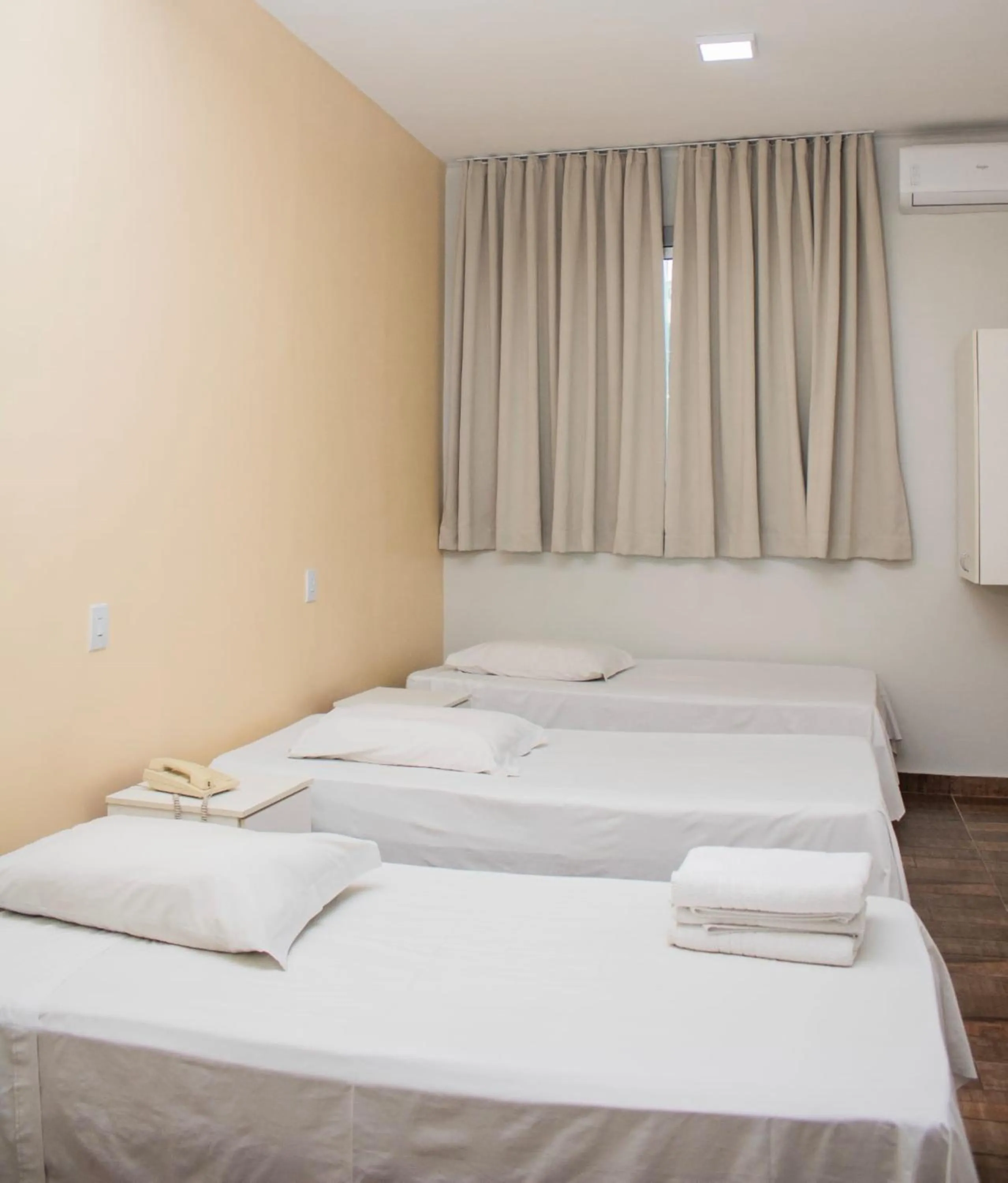 Campos Gerais Hotel - Próximo a Rodoviária e Mercados Turísticos
