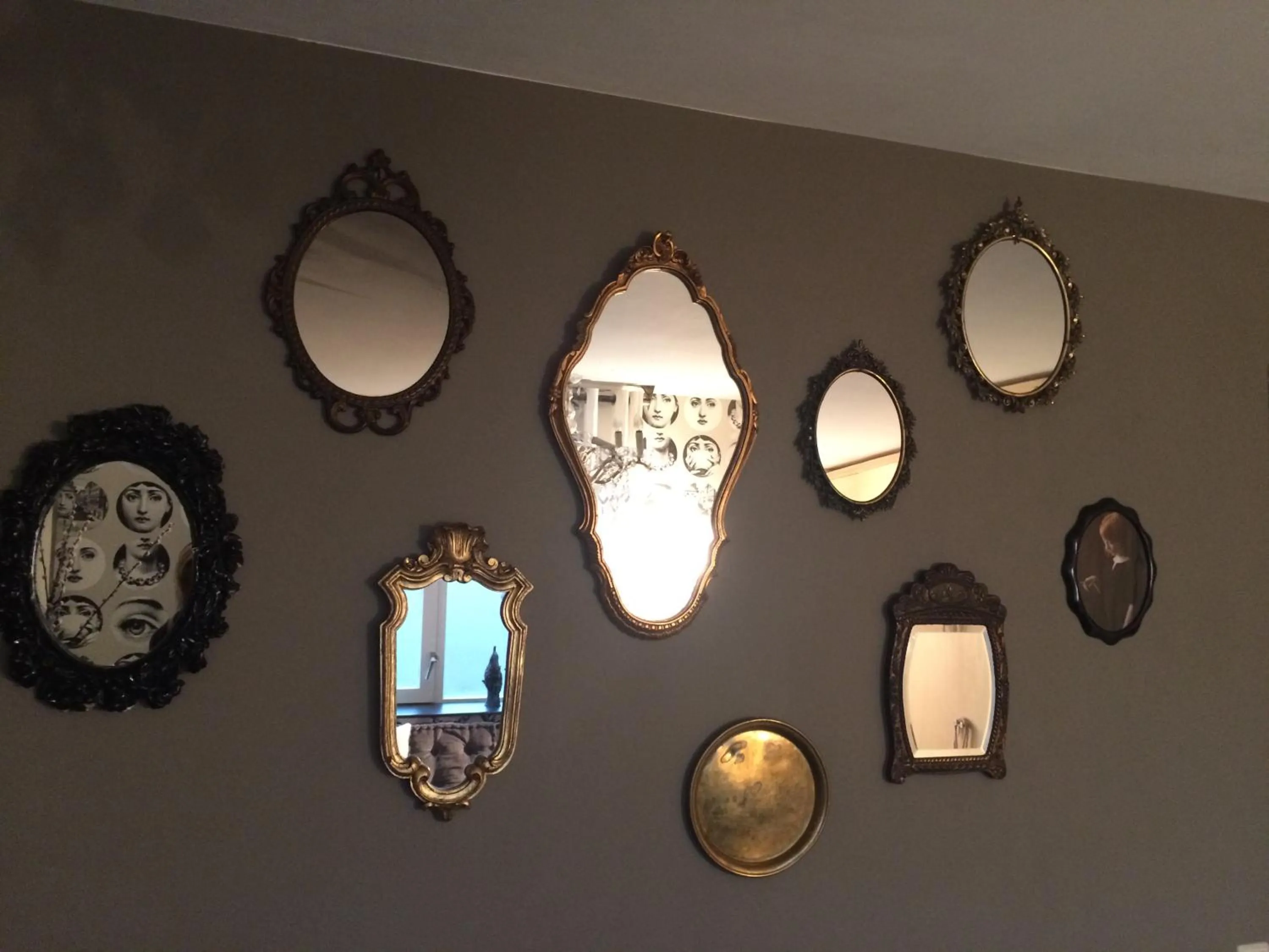 Decorative detail in B&B Habitat