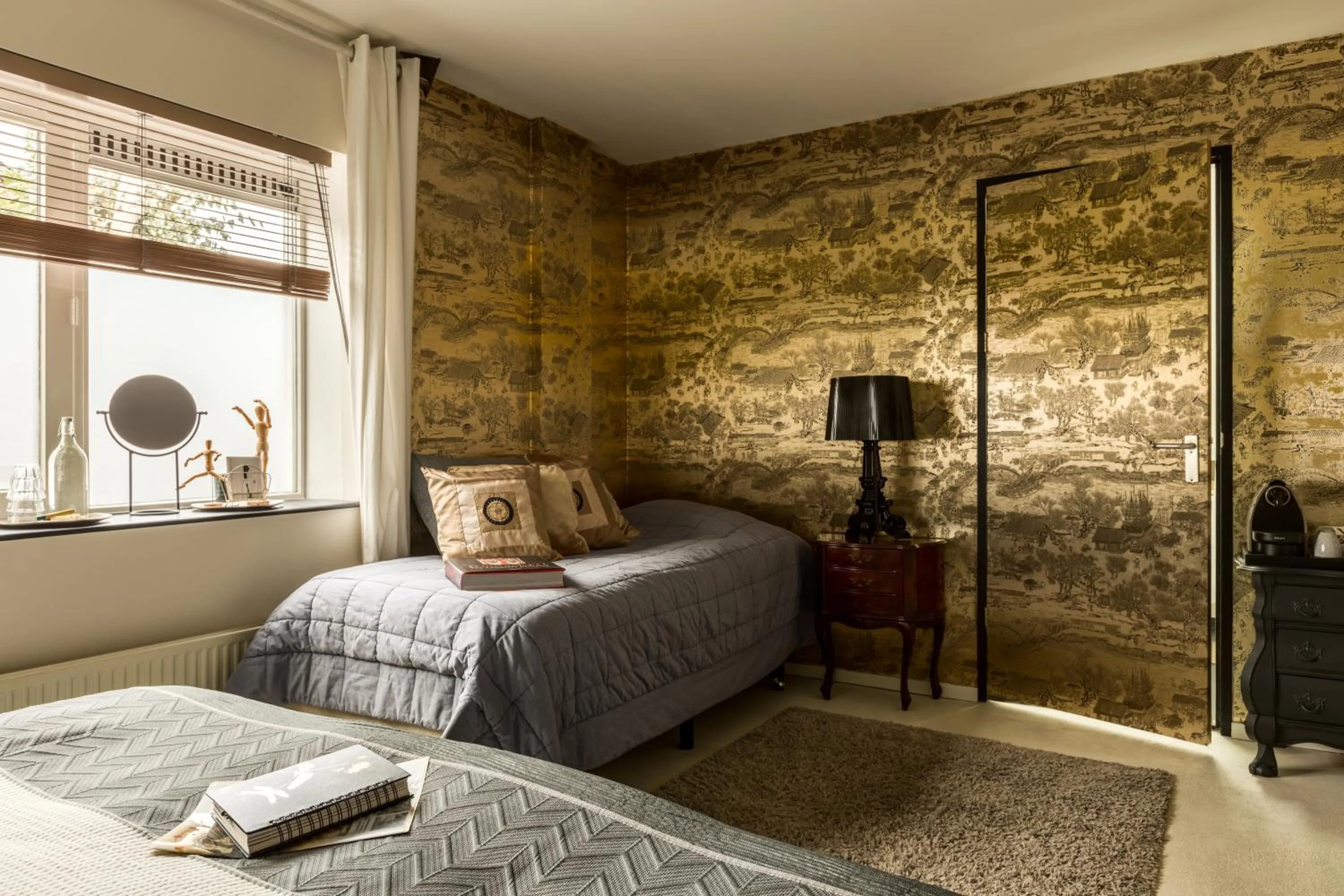 Decorative detail, Bed in B&B Habitat