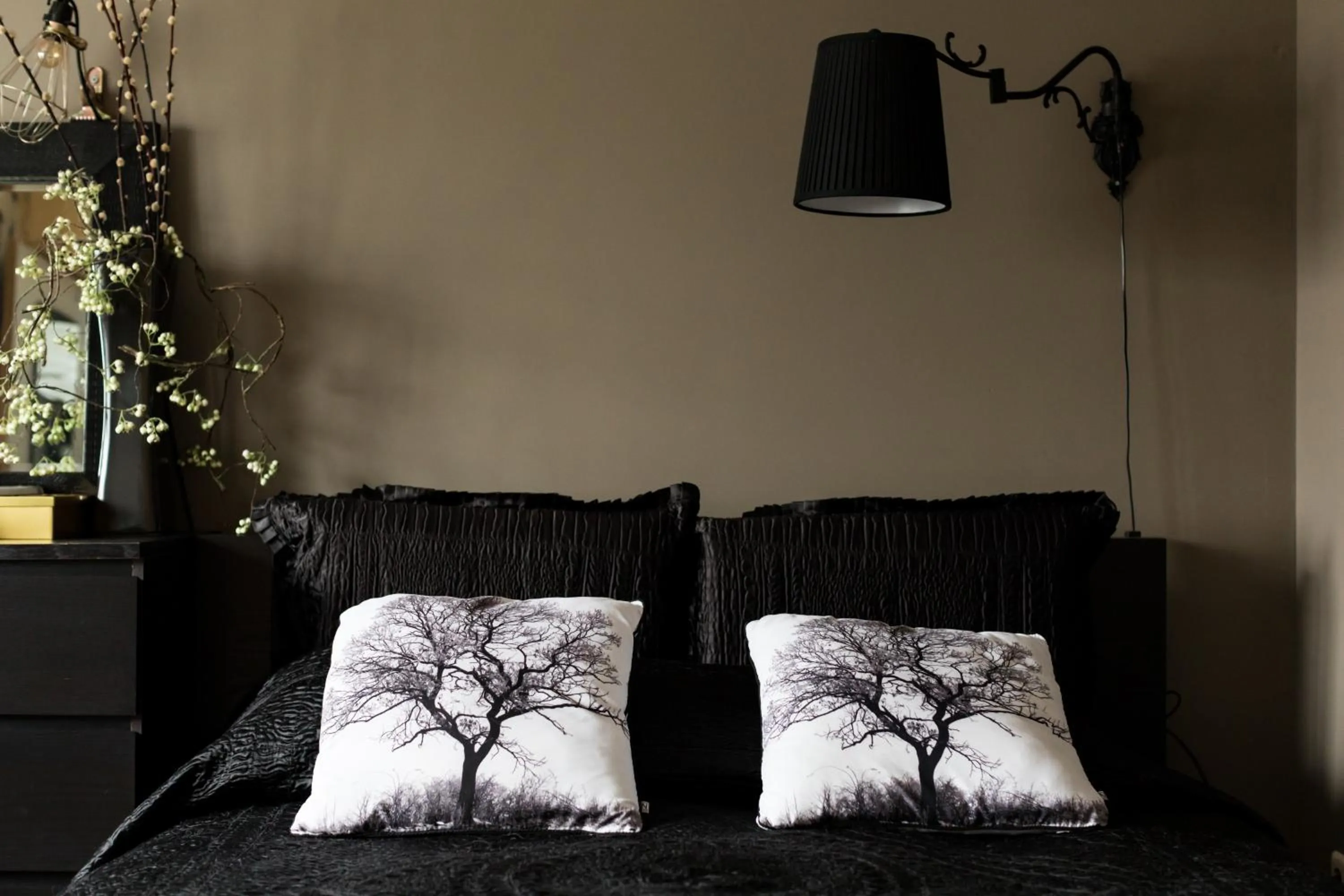 Decorative detail in B&B Habitat