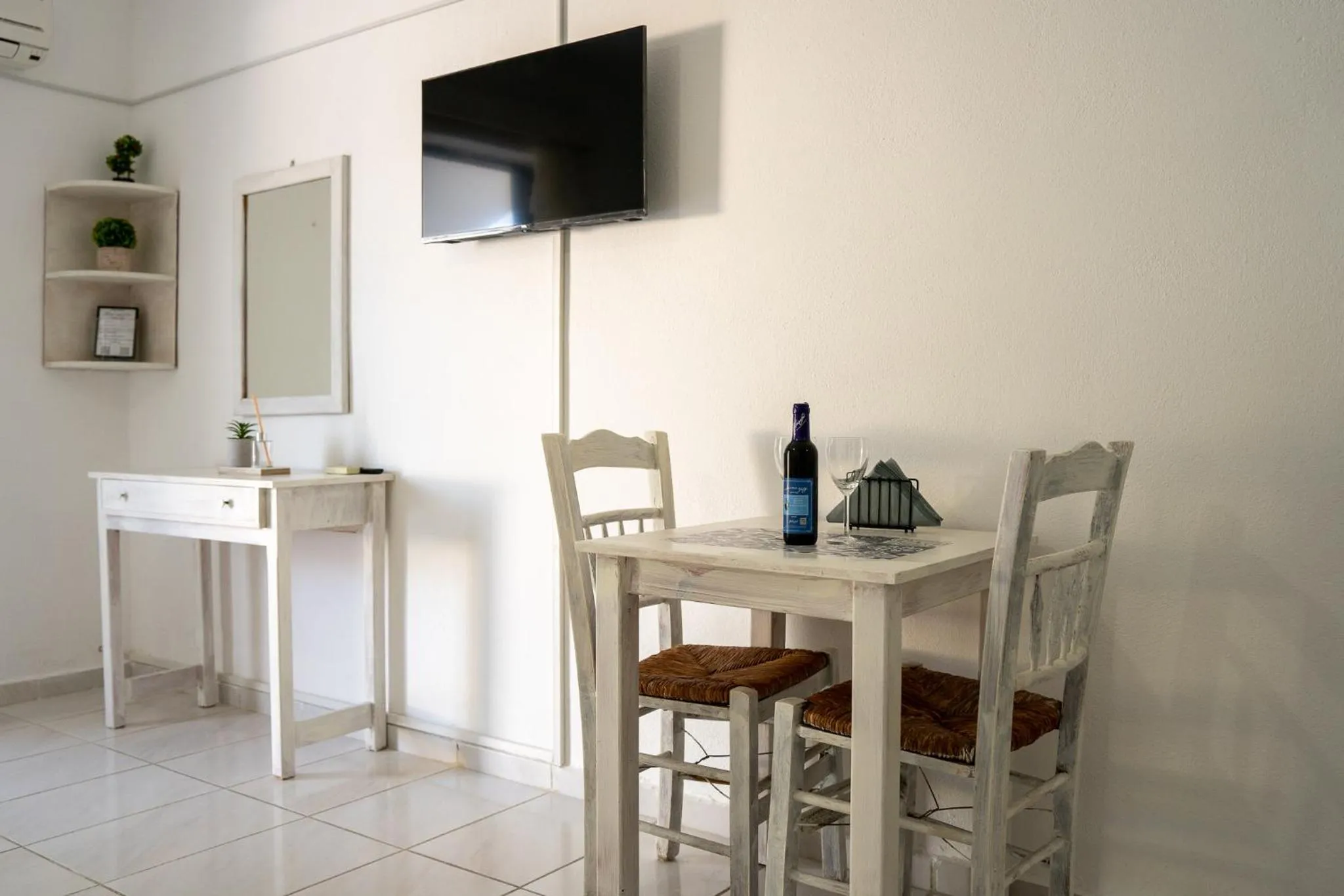 TV and multimedia in Pittas Studios