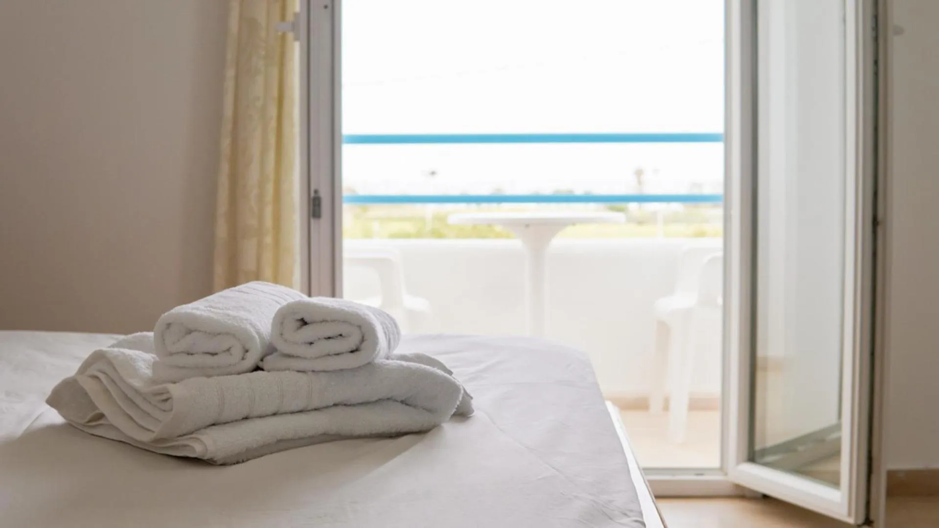 Bed in Pittas Studios