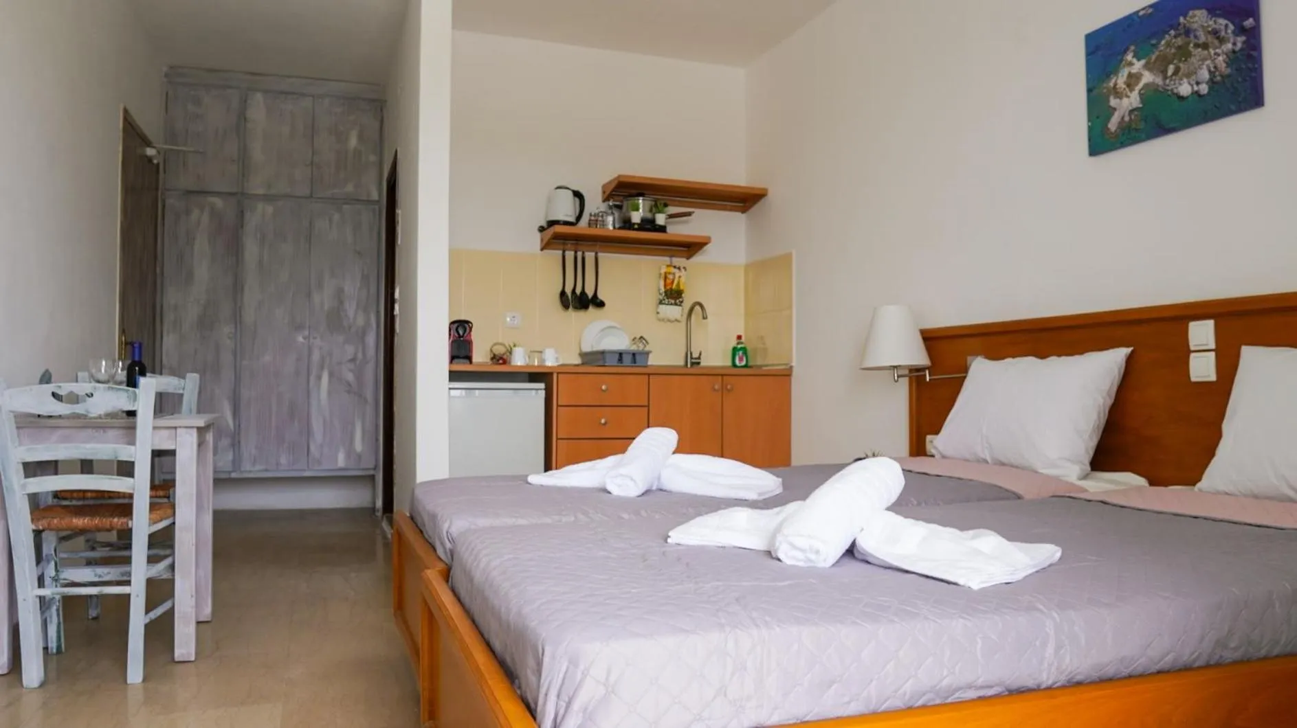 Bed in Pittas Studios