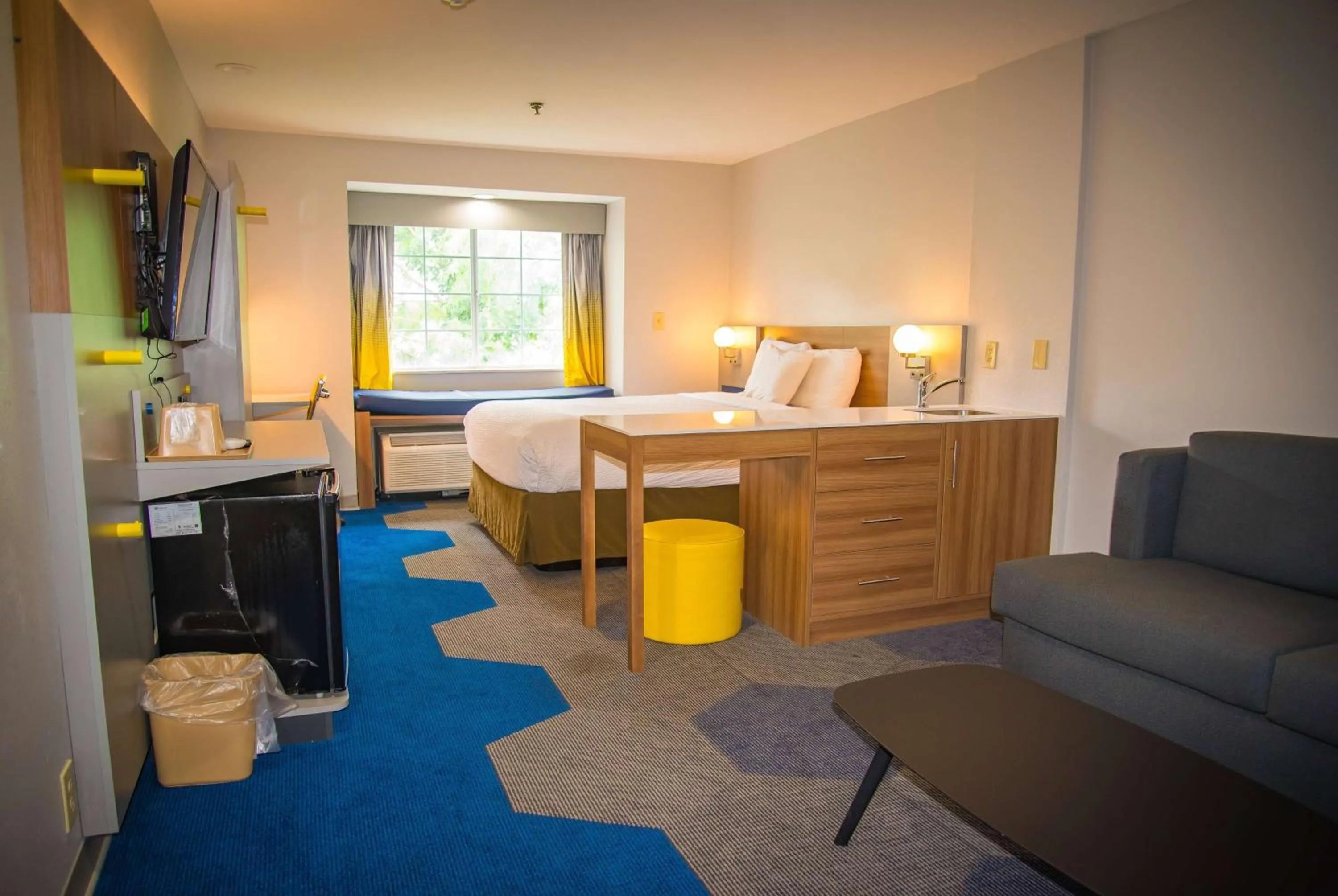 Photo of the whole room in Microtel Inn & Suites by Wyndham Daphne