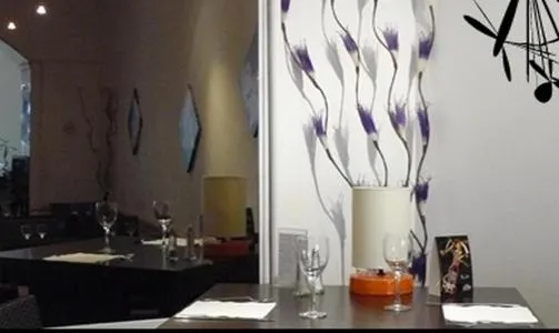 Restaurant/places to eat in Hôtel du Commerce