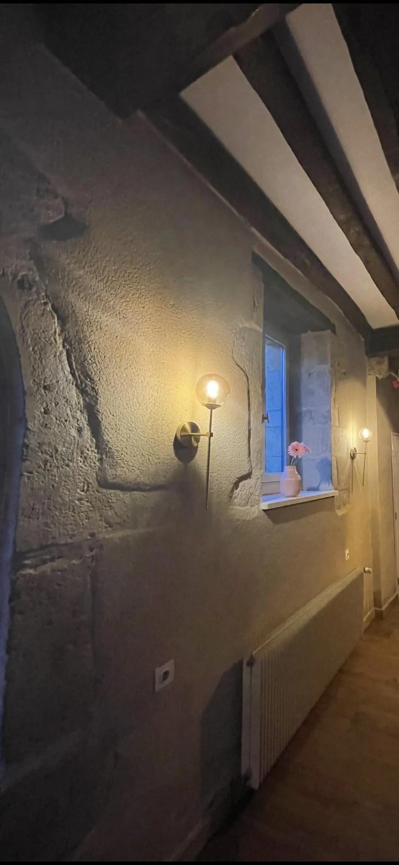 Spa and wellness centre/facilities, Bed in Hôtel du Commerce