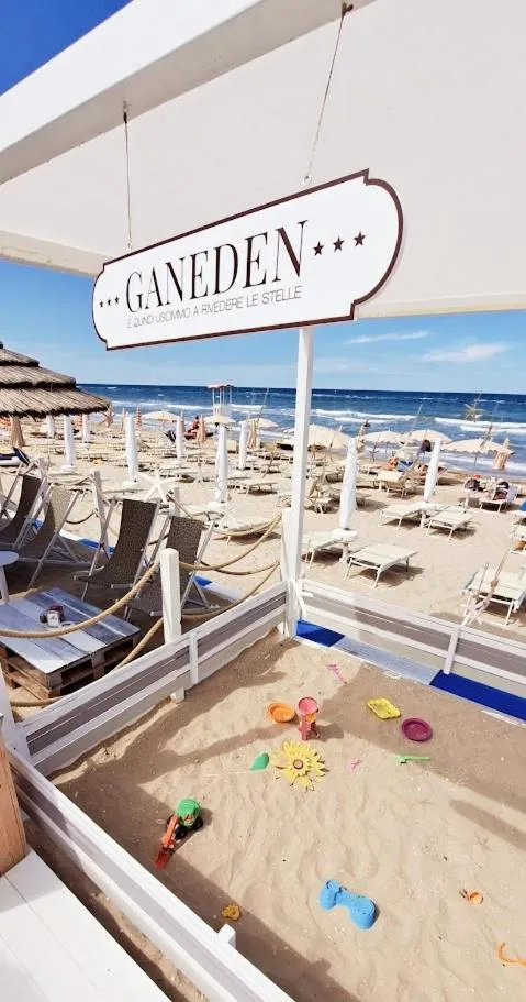 Hotel Caravel