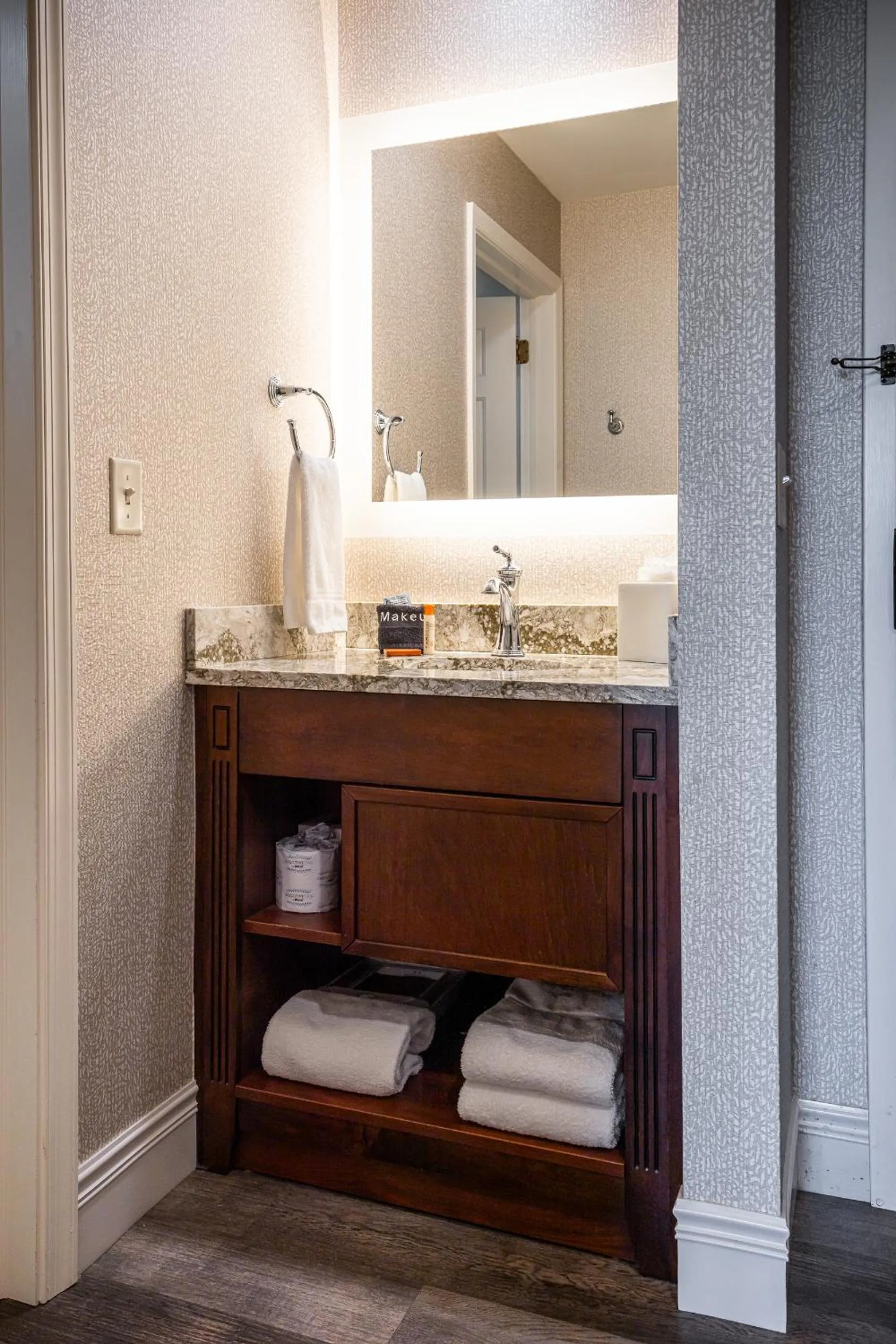 Bathroom in AmishView Inn & Suites