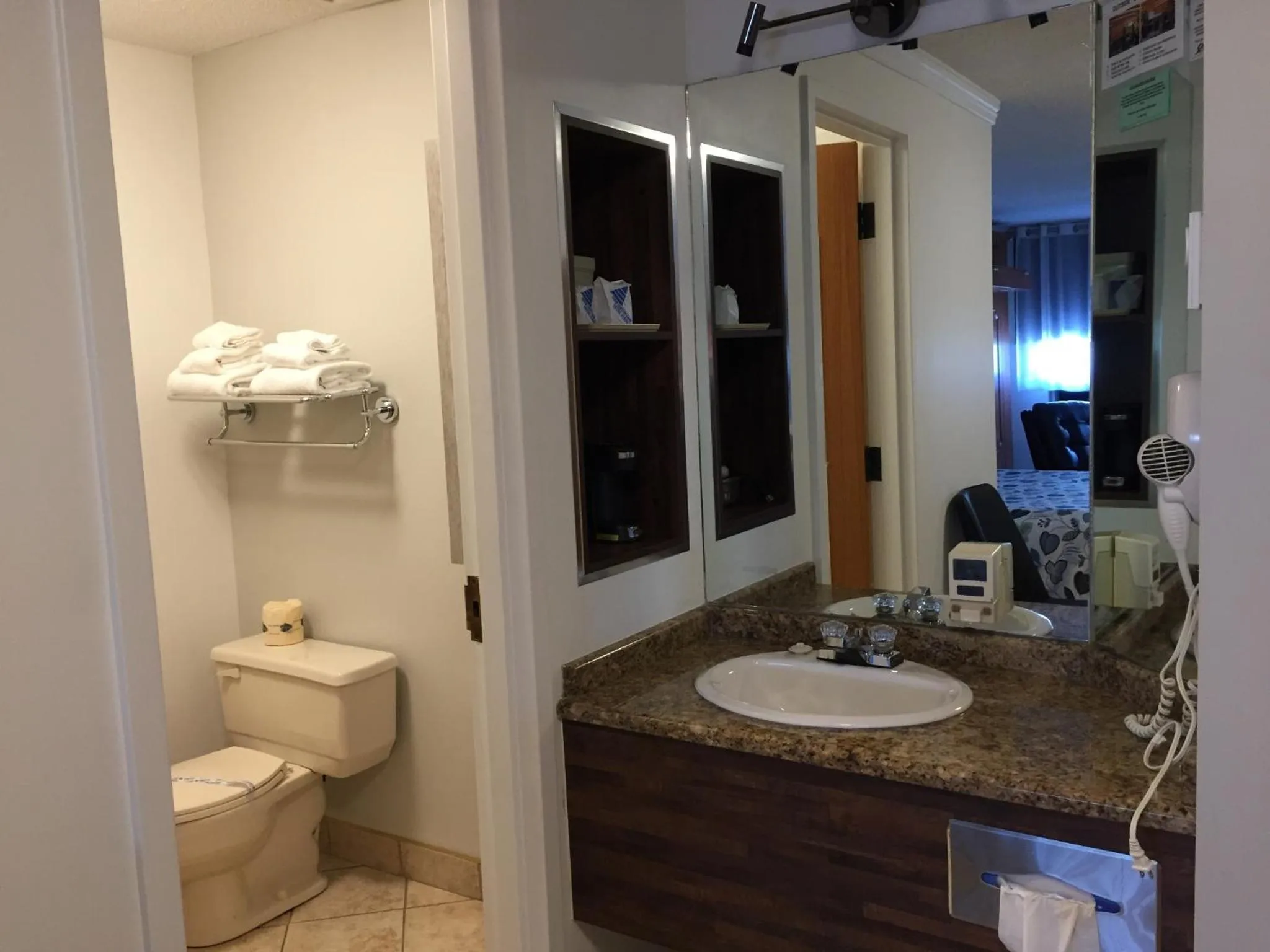 Bathroom in Amosphère Complexe