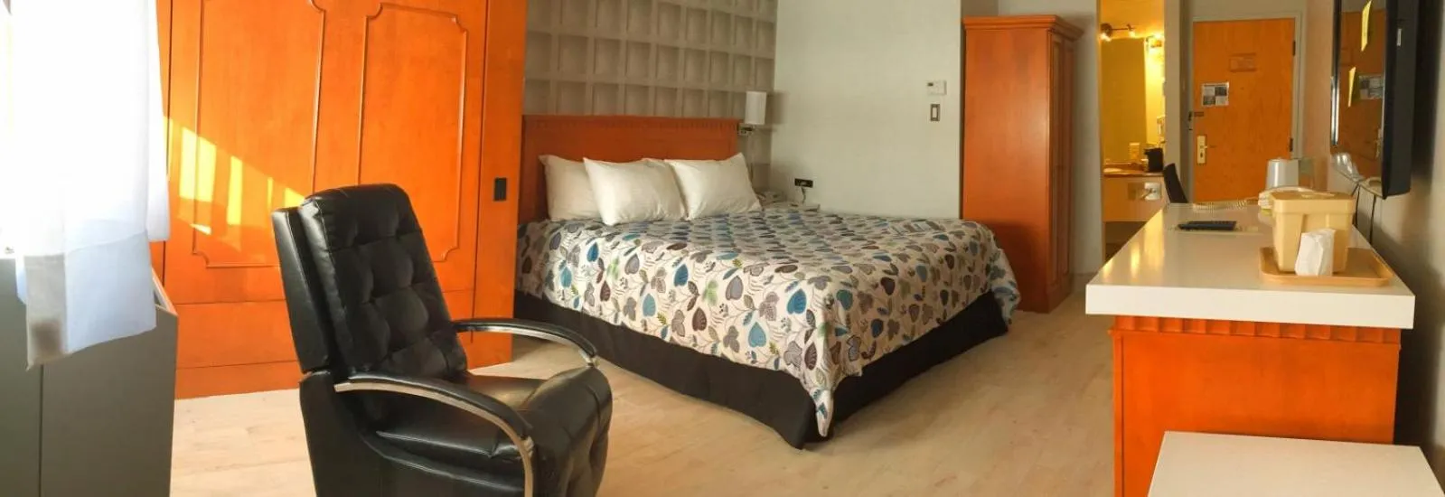 Bed in Amosphère Complexe