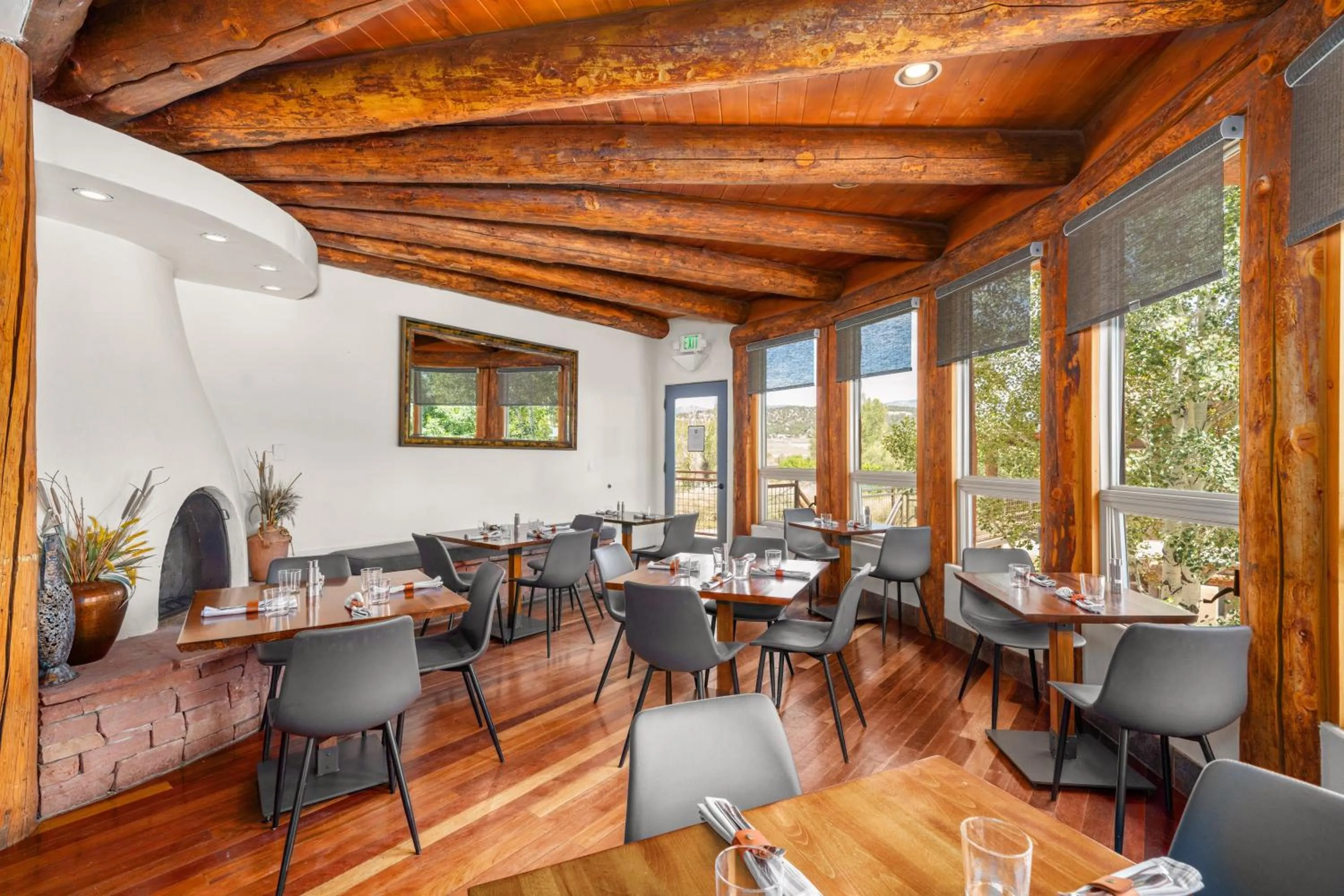 Restaurant/places to eat in Chipeta Lodge