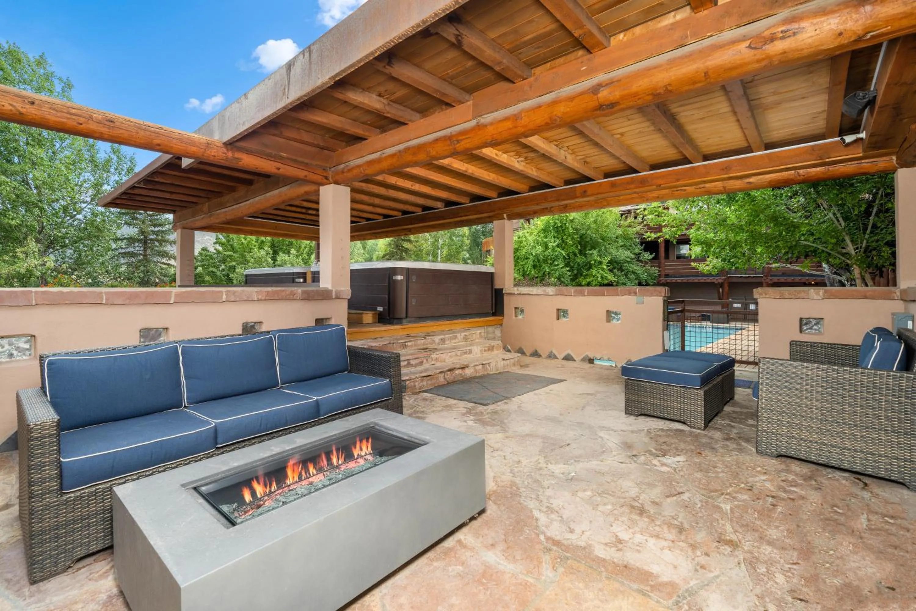 Hot Tub in Chipeta Lodge