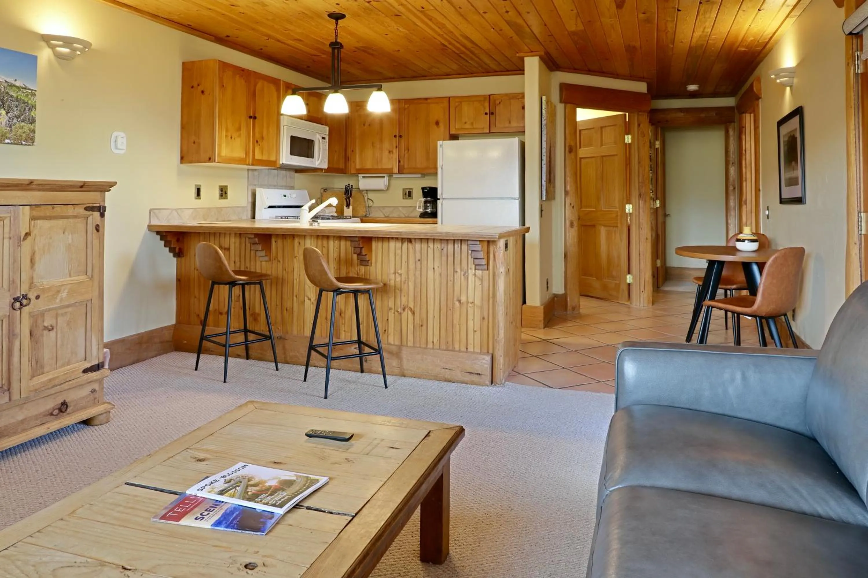 Living room in Chipeta Lodge