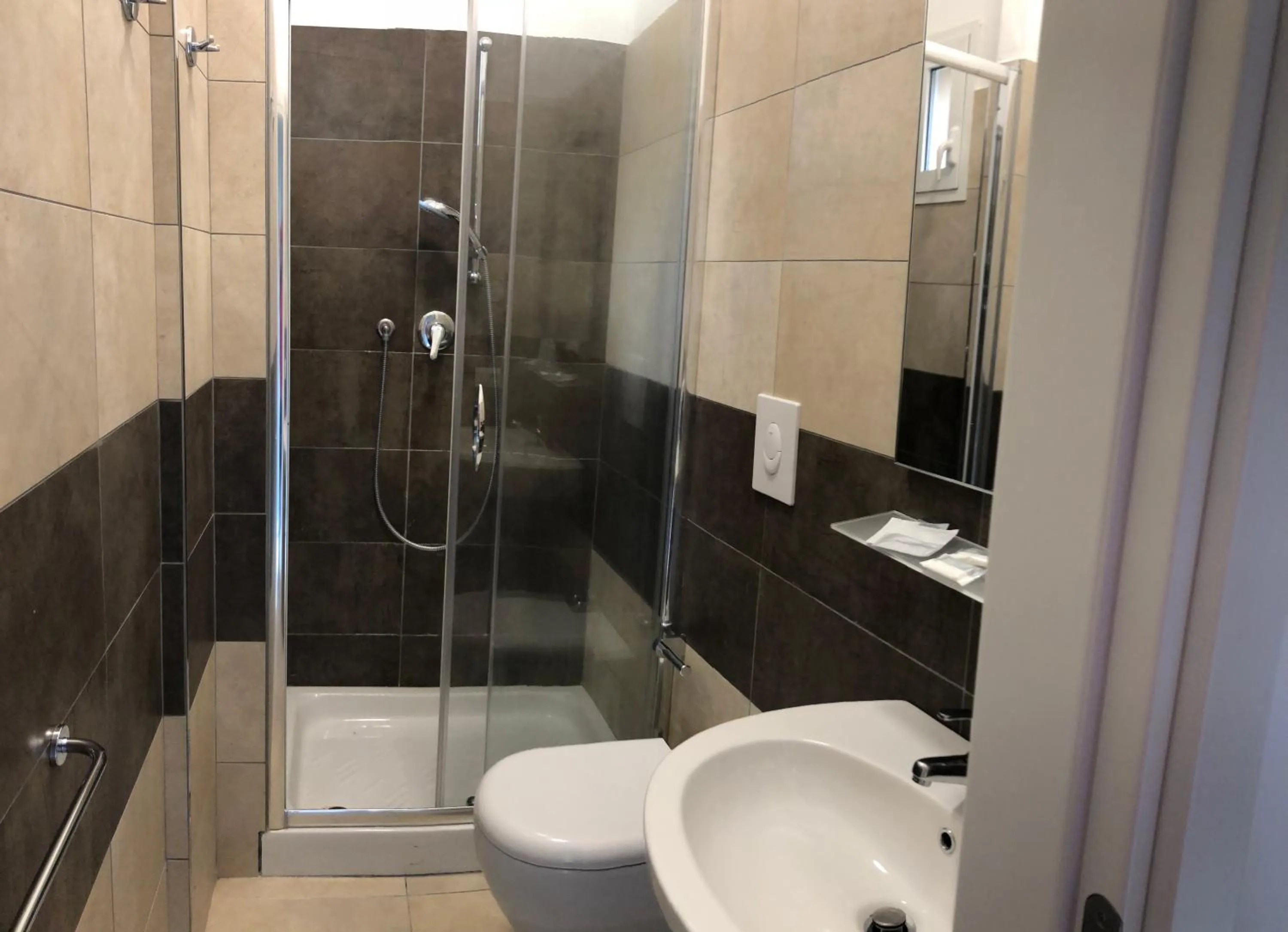 Bathroom in HOTEL CONDOR