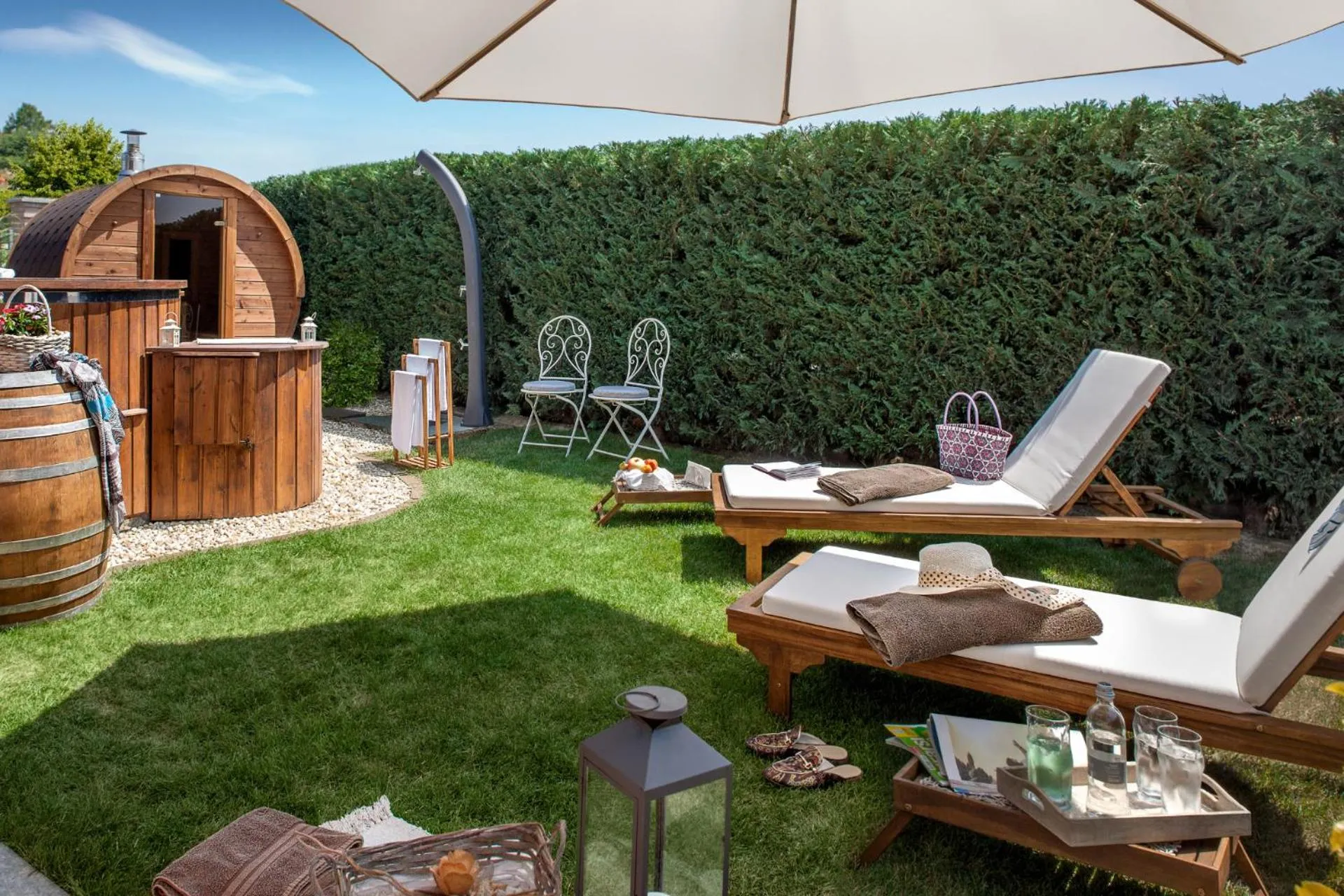 Garden in Roncaglia Suite