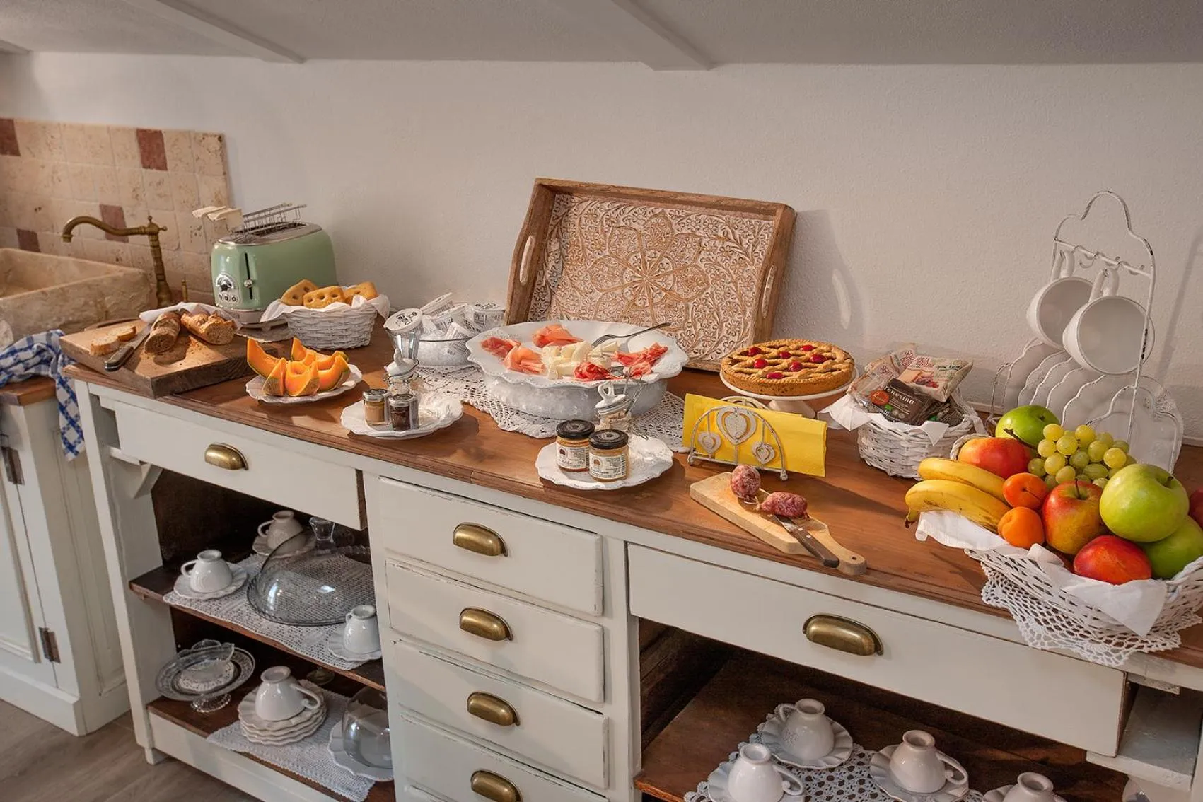 Kitchen or kitchenette in Roncaglia Suite