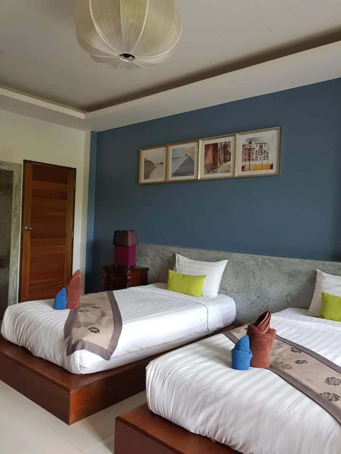 Photo of the whole room, Bed in In Touch Resort