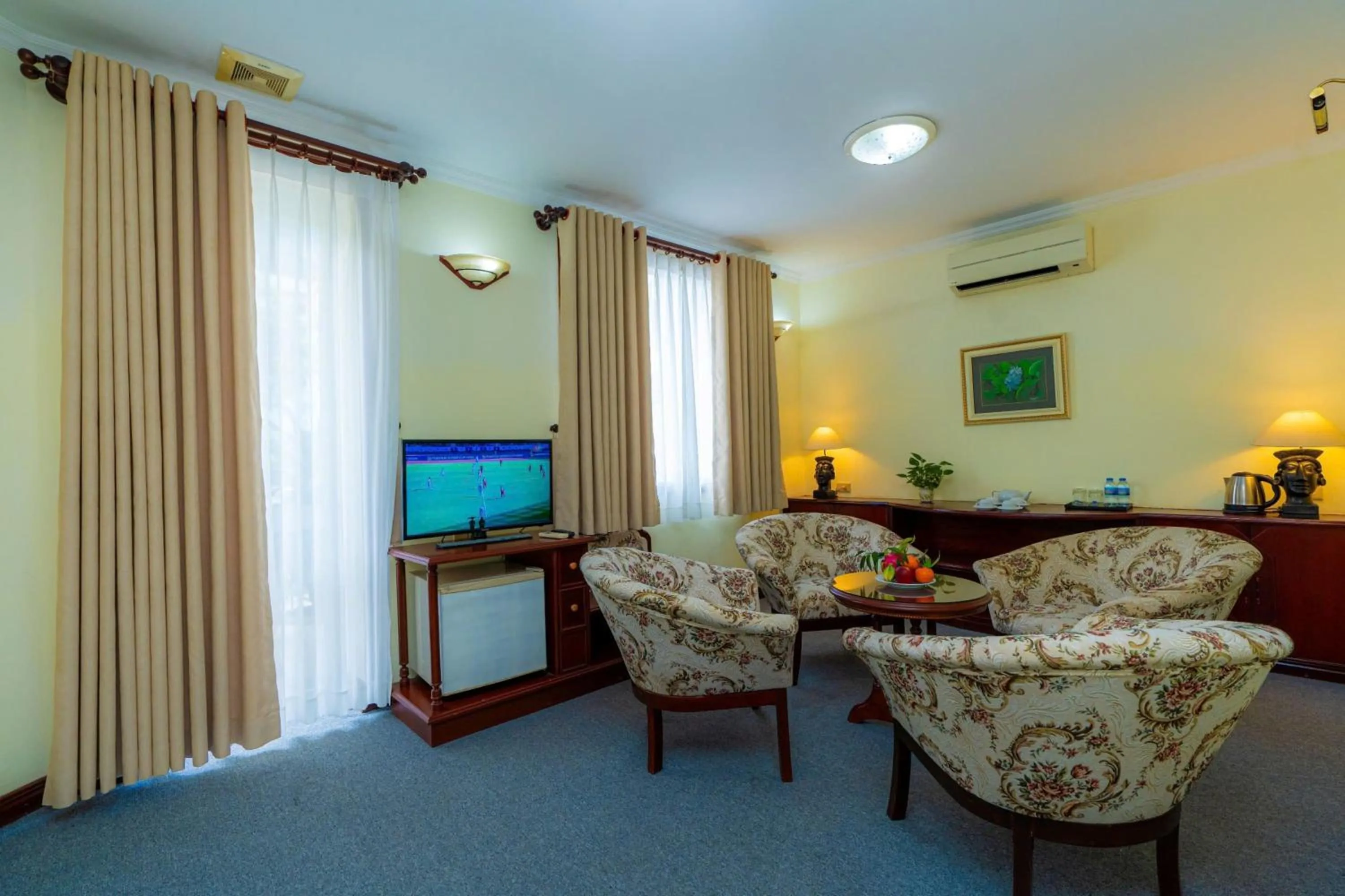 Living room in Hoang Ha Boutique Hotel